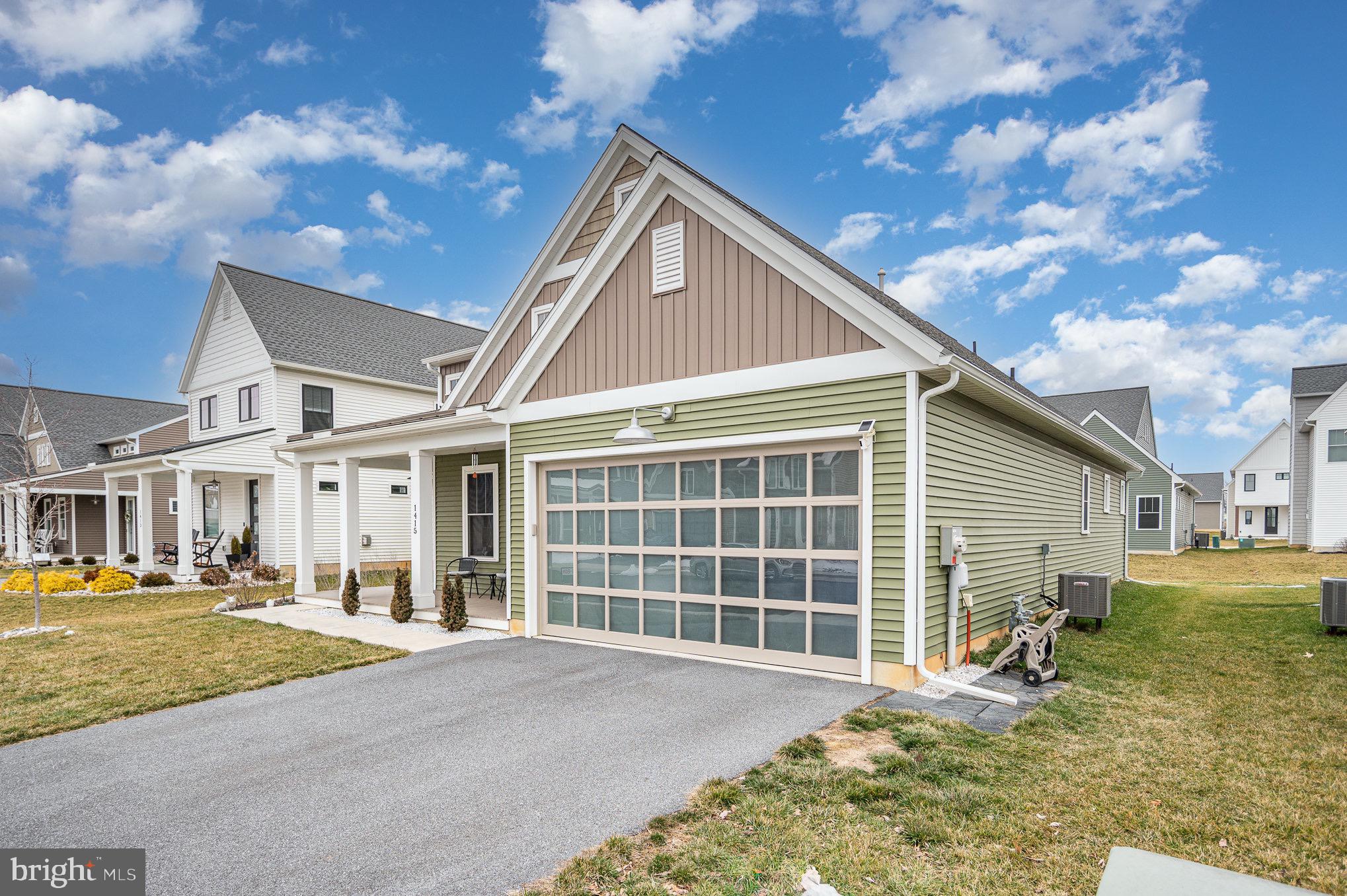 THE GABLES AT ELM TREE - Residential