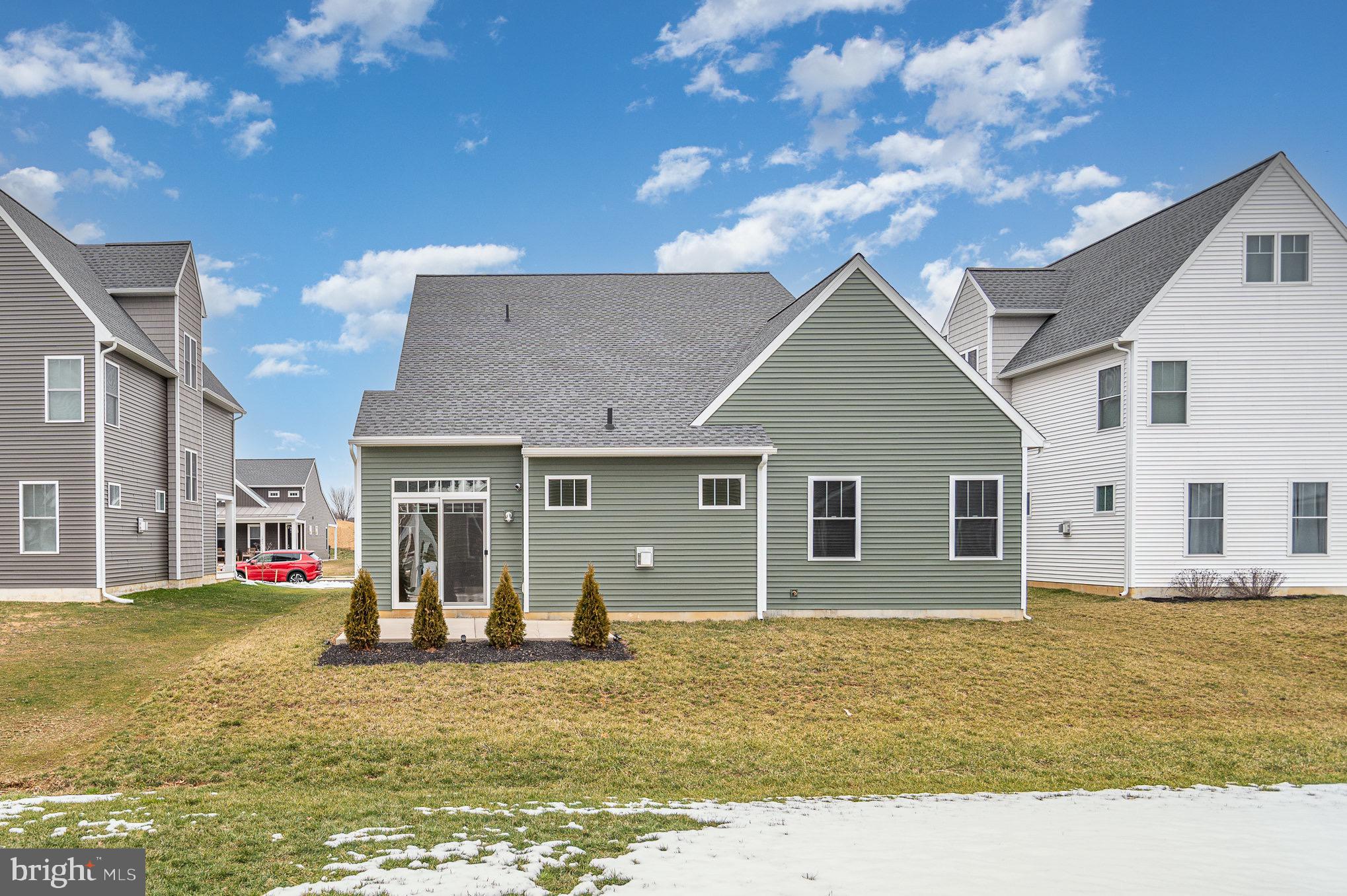 THE GABLES AT ELM TREE - Residential