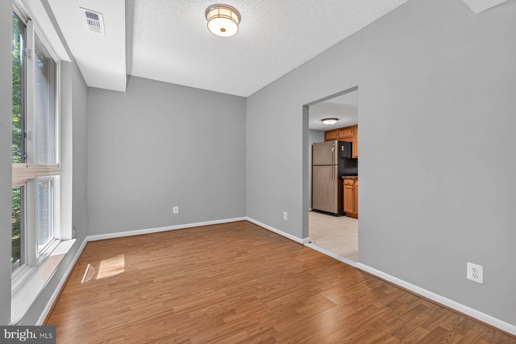 HUNTERS WOODS VILLAGE - Residential