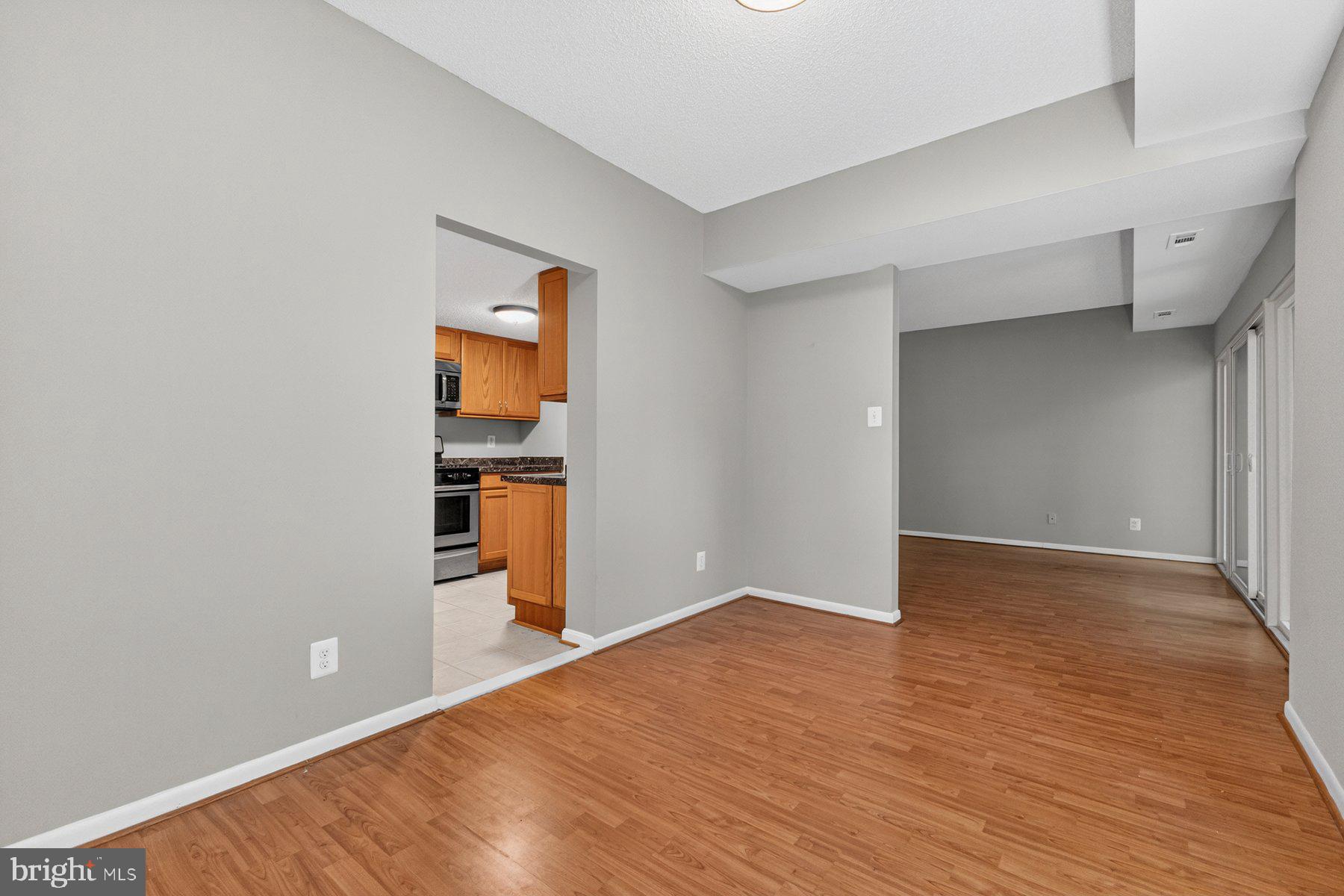 HUNTERS WOODS VILLAGE - Residential