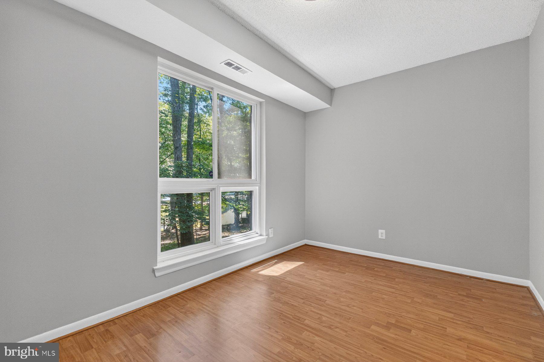 HUNTERS WOODS VILLAGE - Residential