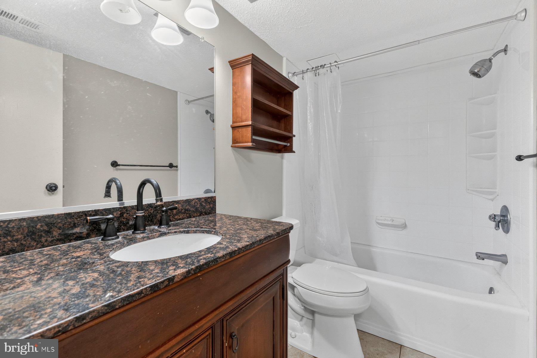 HUNTERS WOODS VILLAGE - Residential