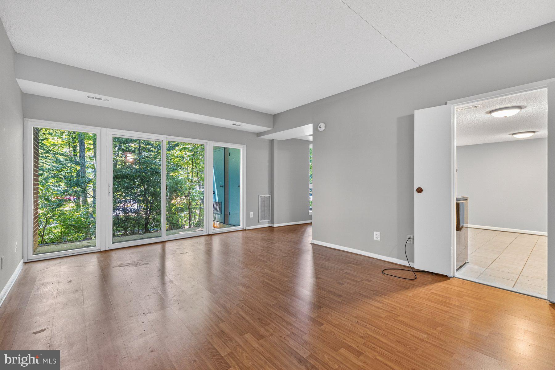 HUNTERS WOODS VILLAGE - Residential