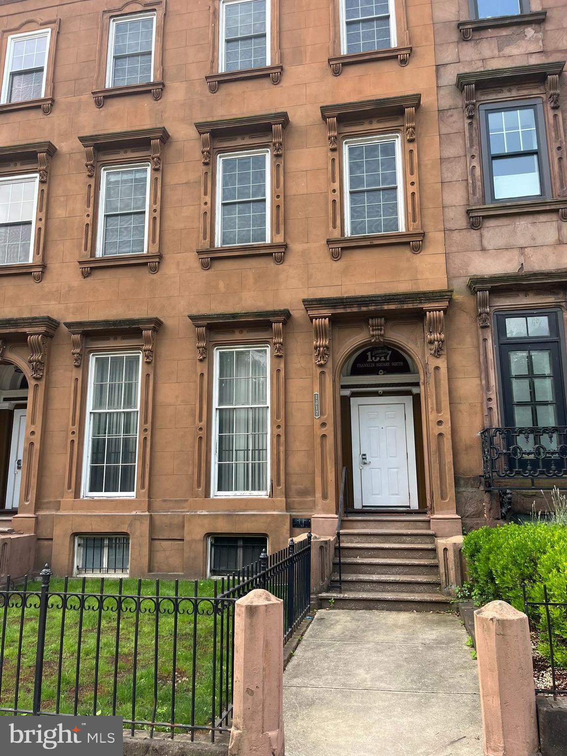 FRANKLIN SQUARE HISTORIC DISTRICT - Residential