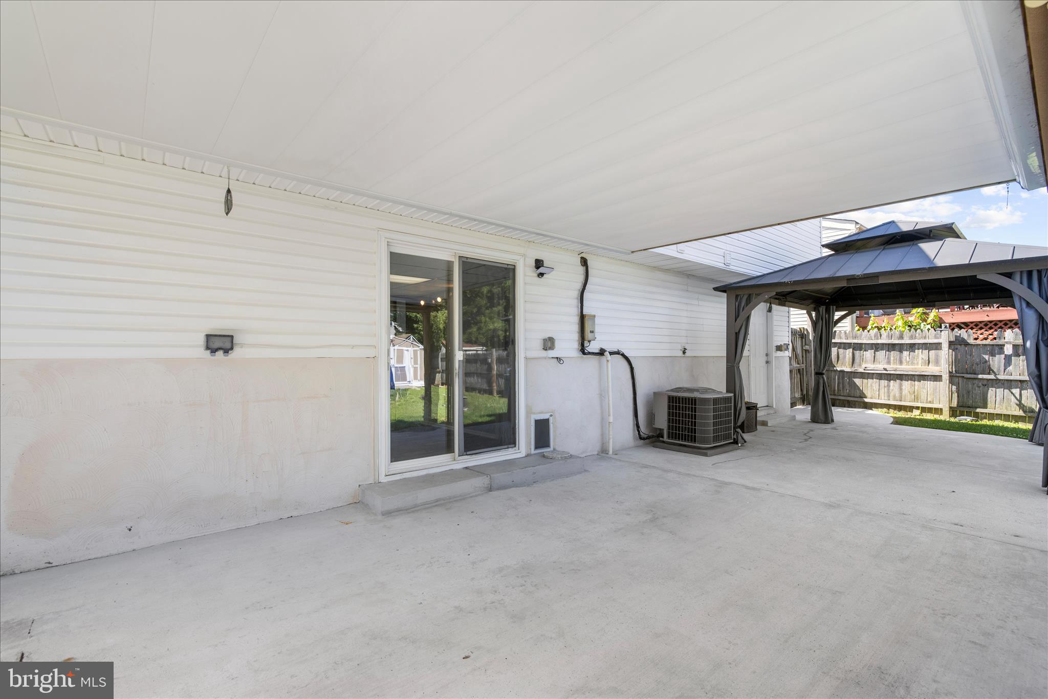 CHESTERFIELD - Residential