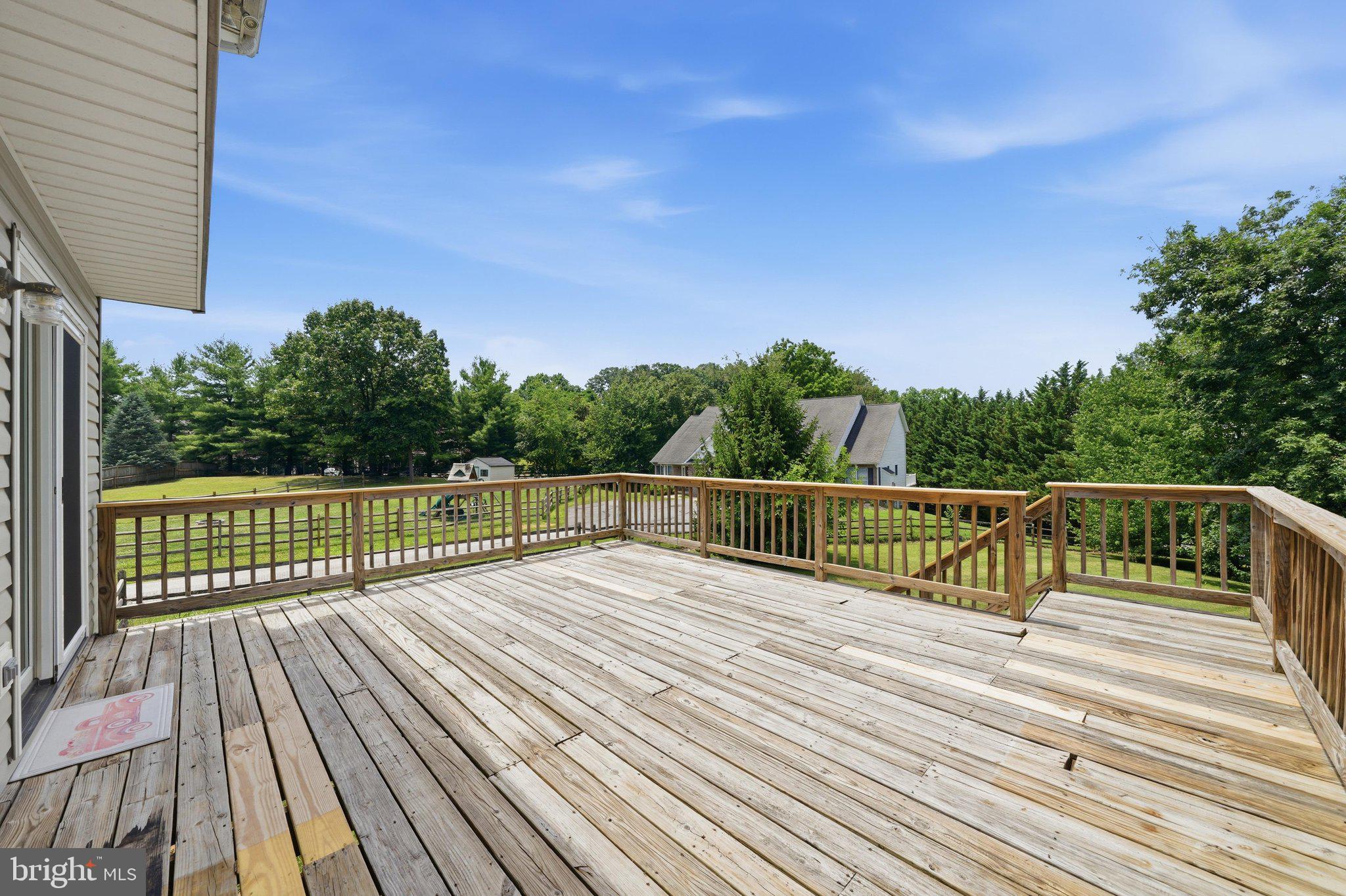 SQUIRE VILLAGE - Residential