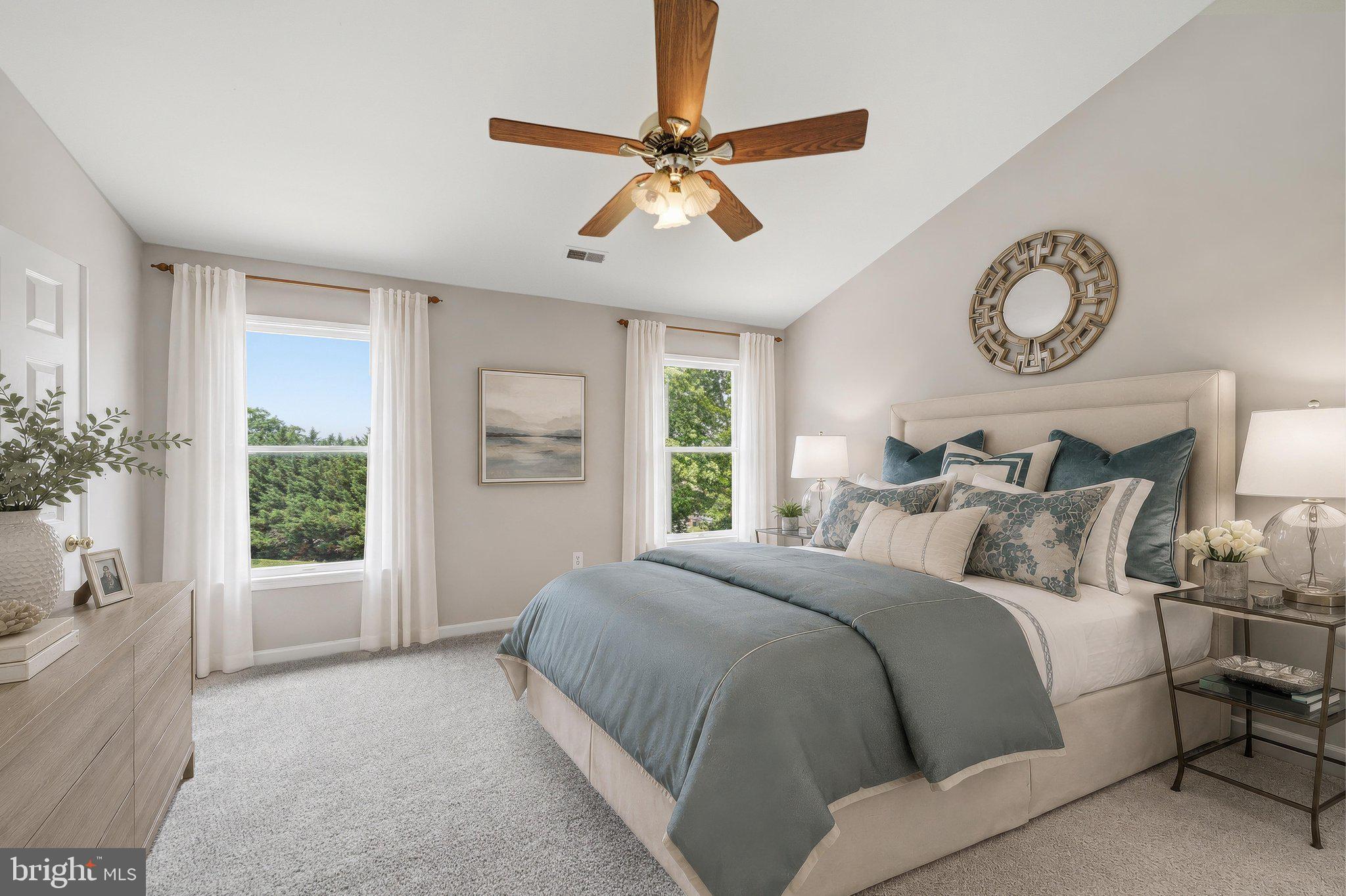SQUIRE VILLAGE - Residential