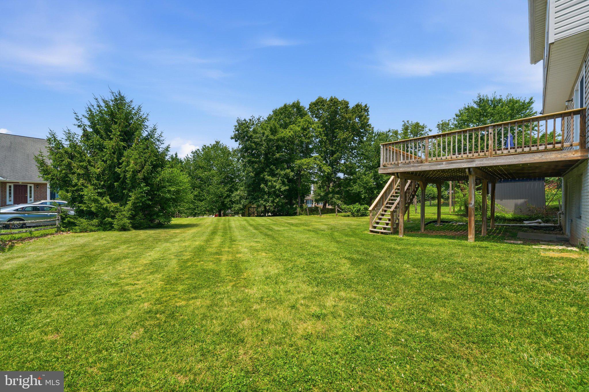SQUIRE VILLAGE - Residential