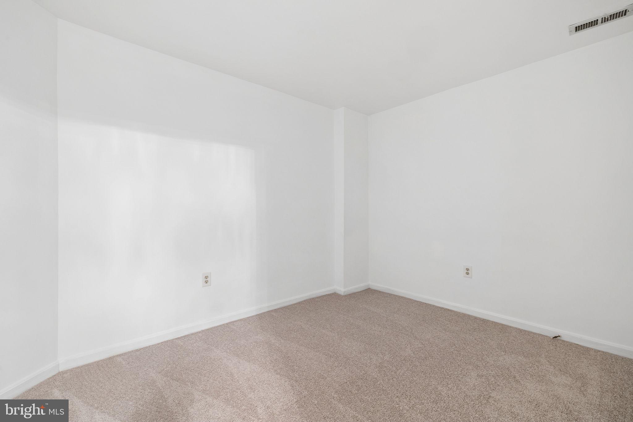 MONTCLAIR - Residential