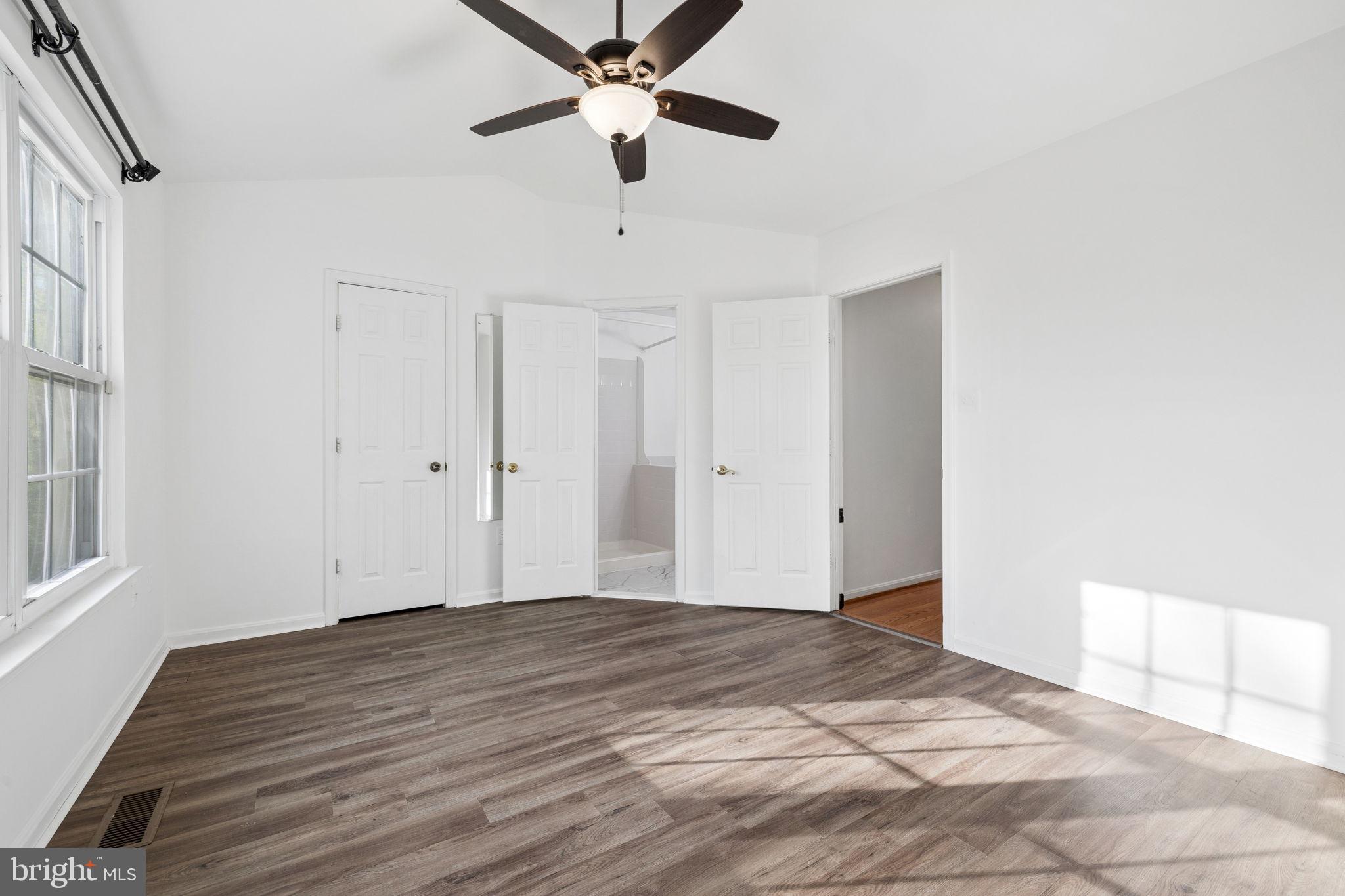 MONTCLAIR - Residential