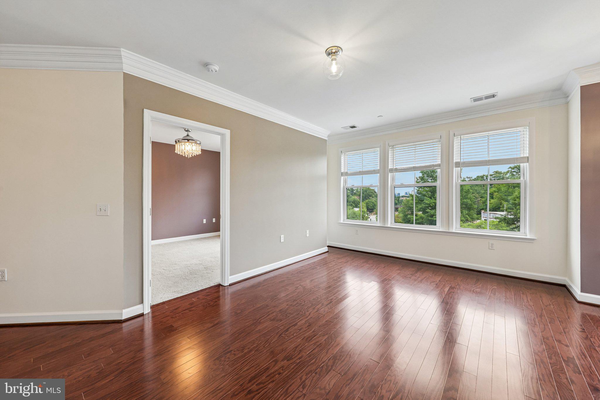 DOMINION HEIGHTS - Residential