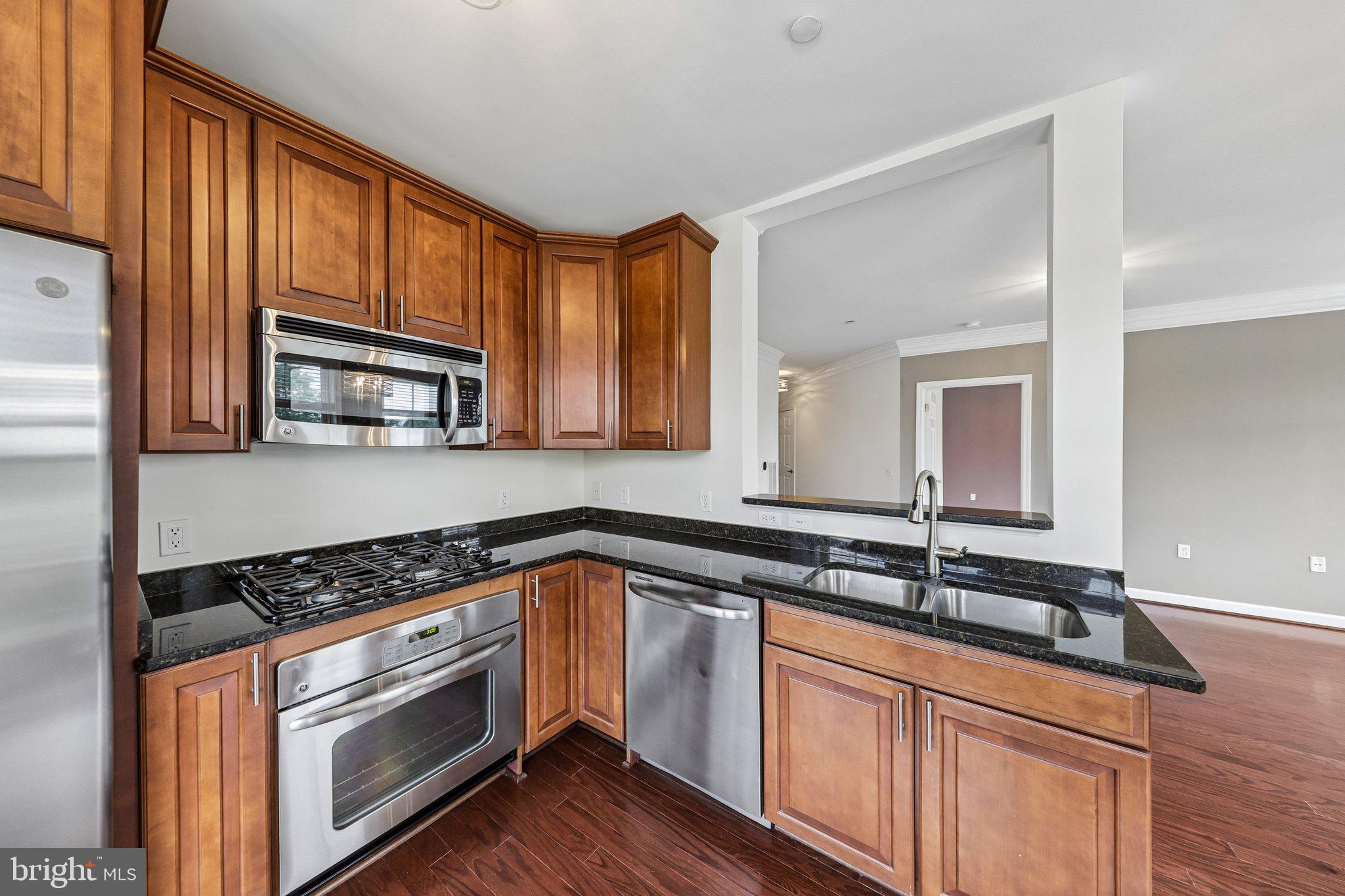 DOMINION HEIGHTS - Residential
