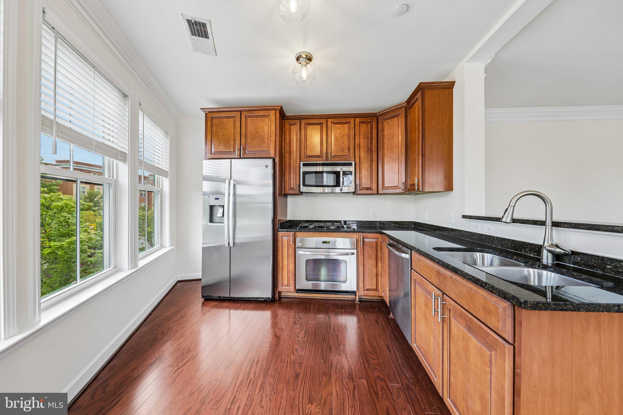 DOMINION HEIGHTS - Residential