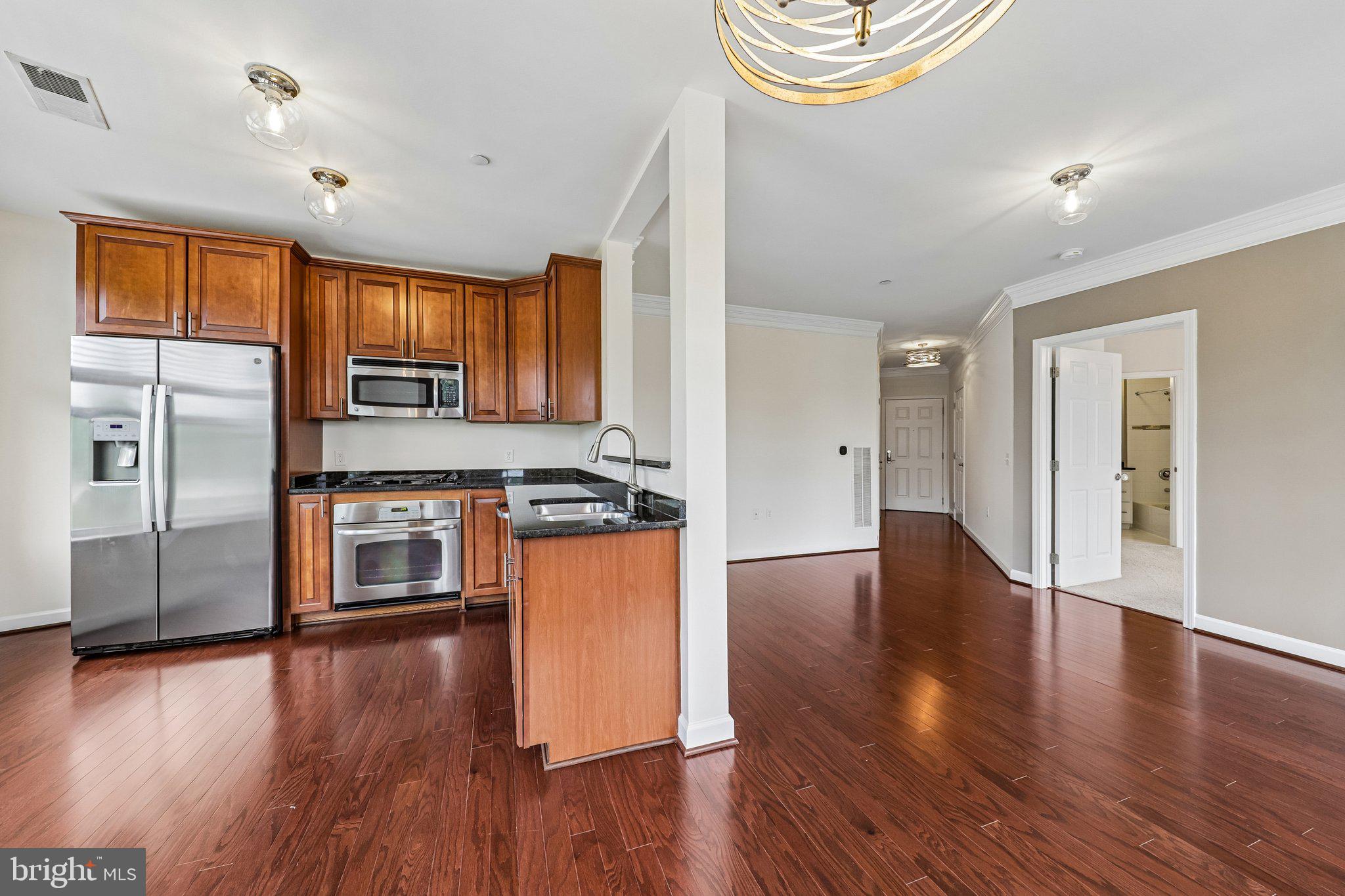 DOMINION HEIGHTS - Residential