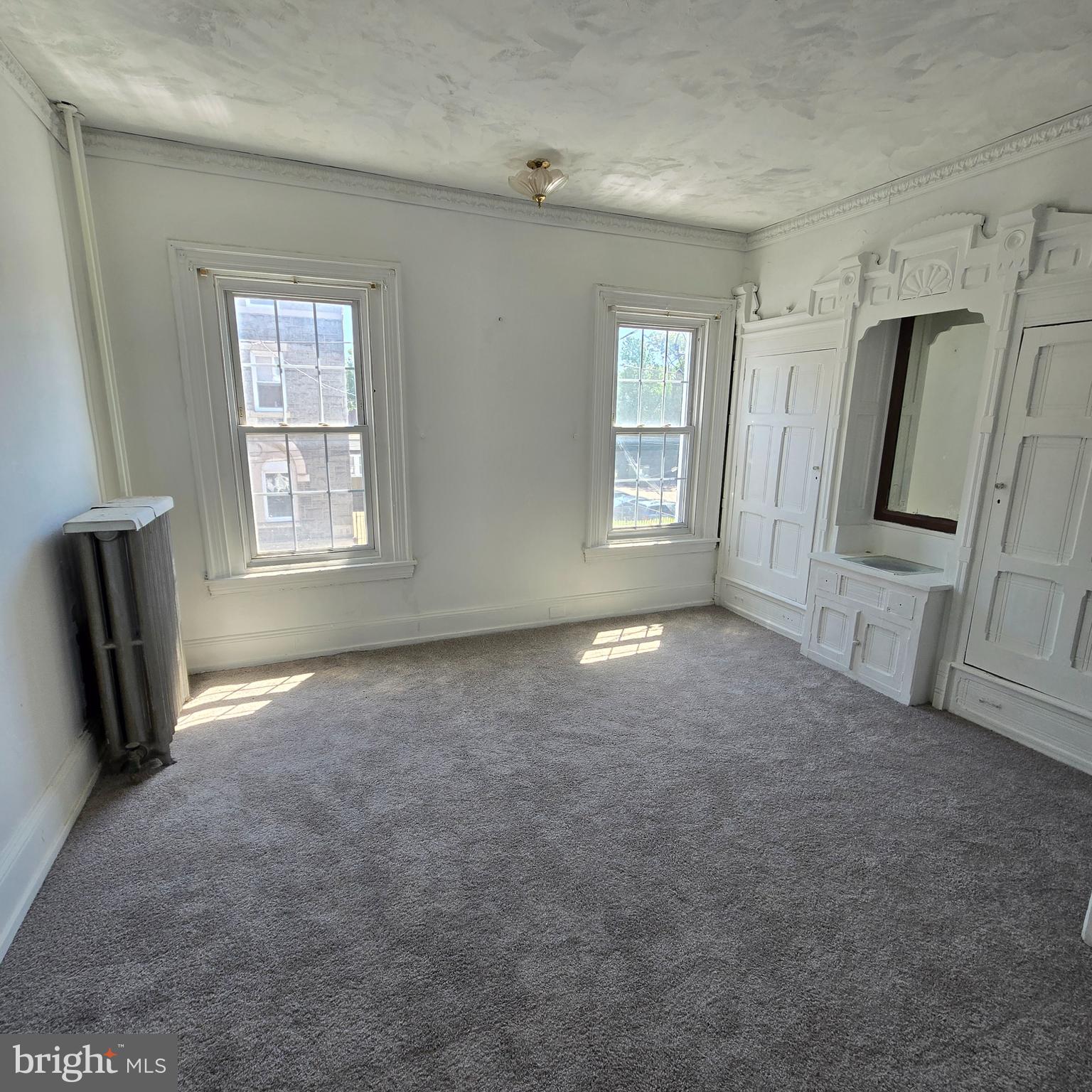 PHILADELPHIA (NORTHWEST) - Residential