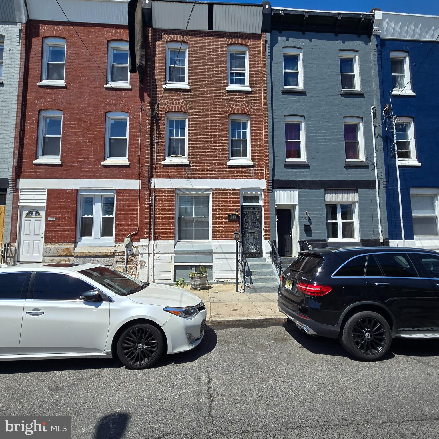 PHILADELPHIA (NORTHWEST) - Residential