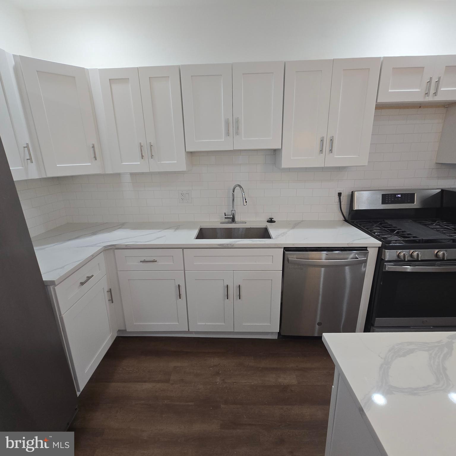 PHILADELPHIA (NORTHWEST) - Residential