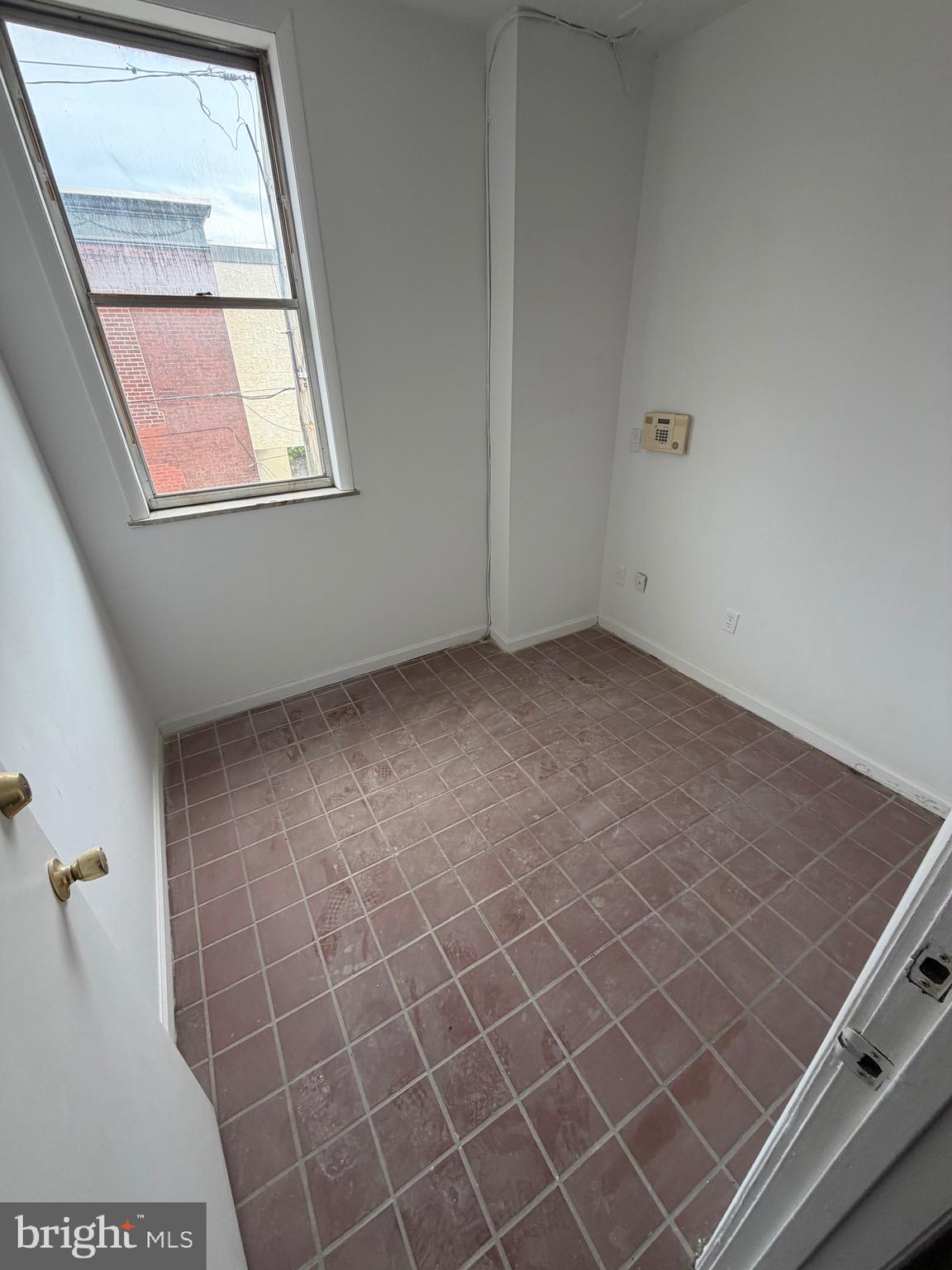 GIRARD ESTATES - Residential Income