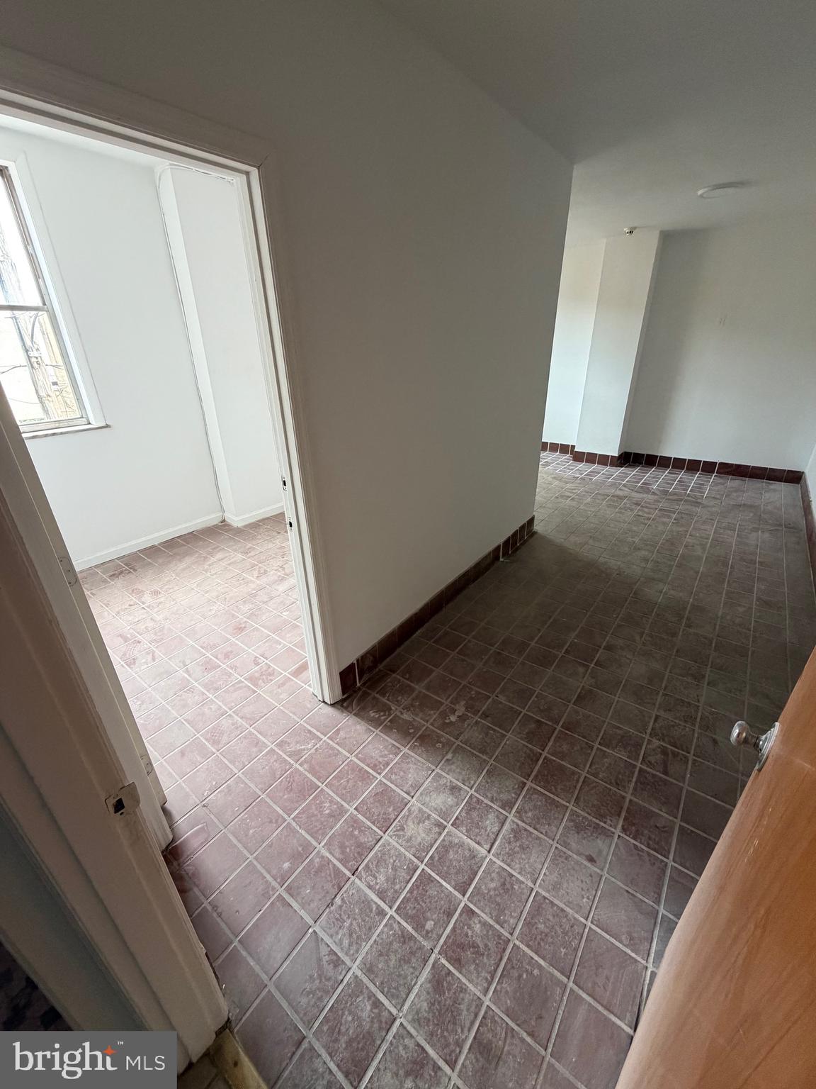 GIRARD ESTATES - Residential Income