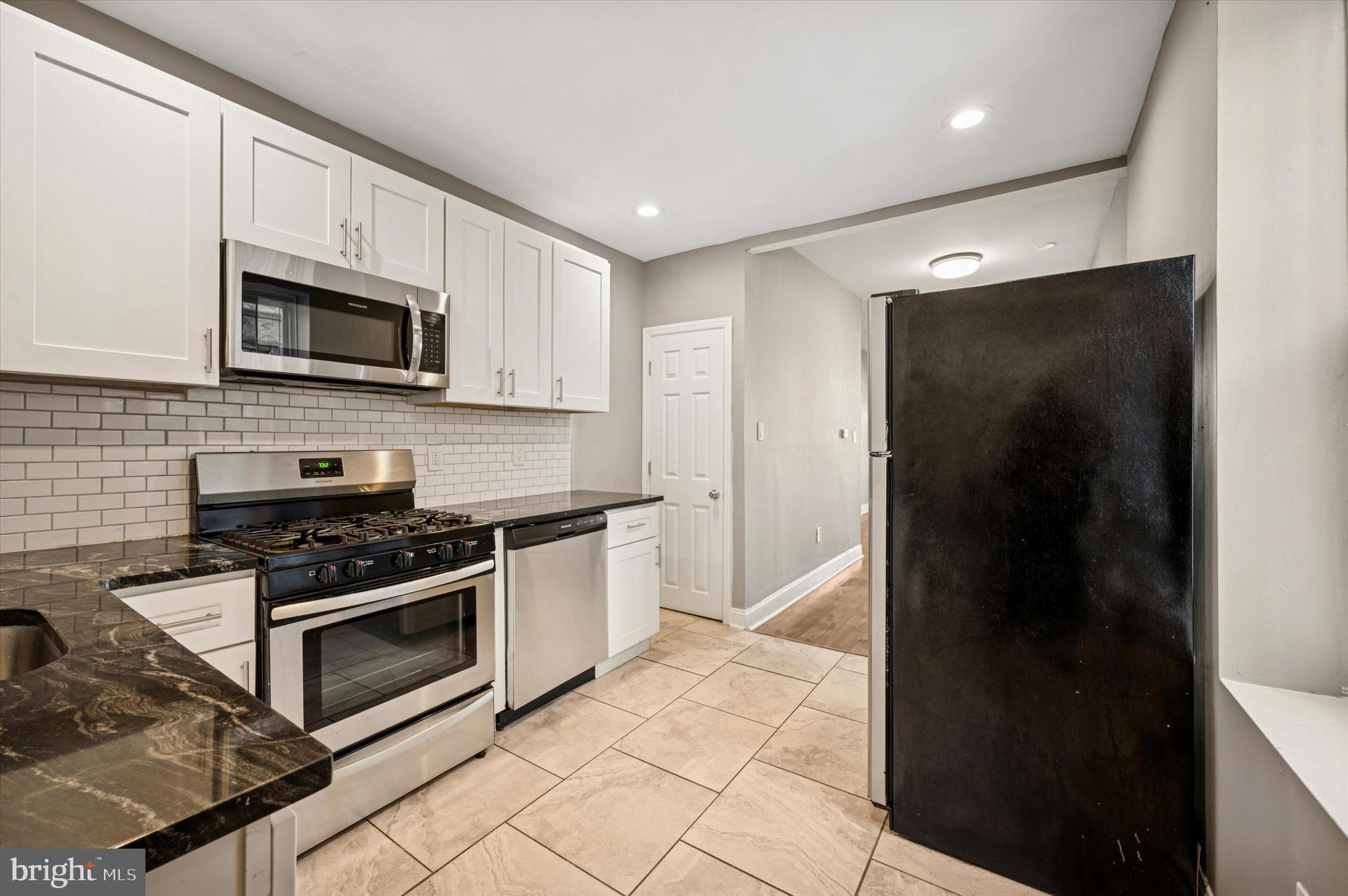 STRAWBERRY MANSION - Residential