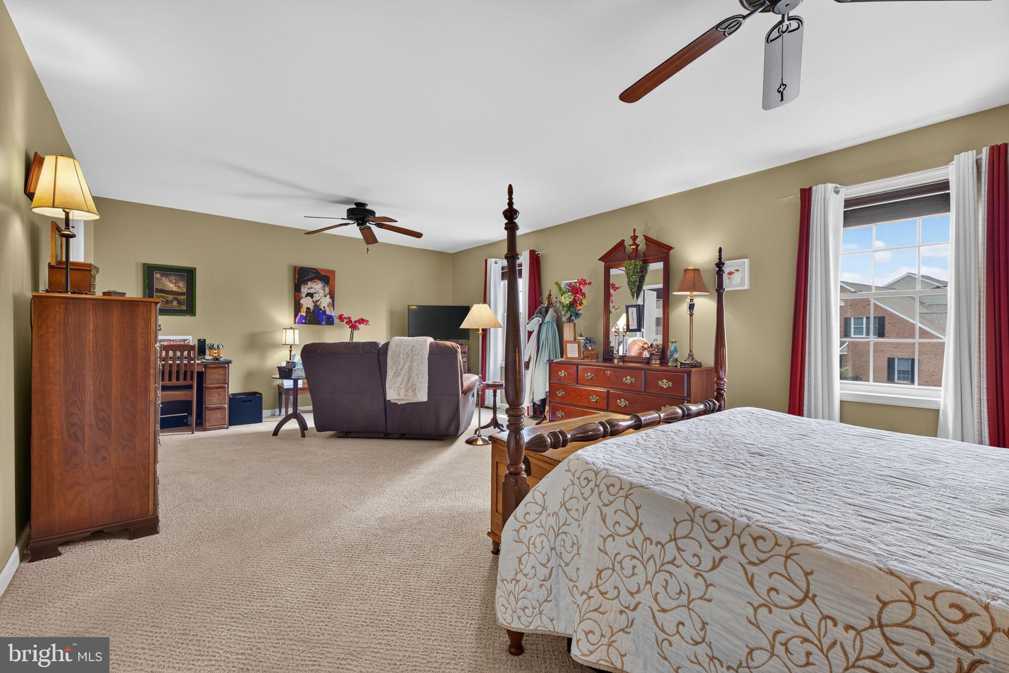 SUMMIT HILLS - Residential