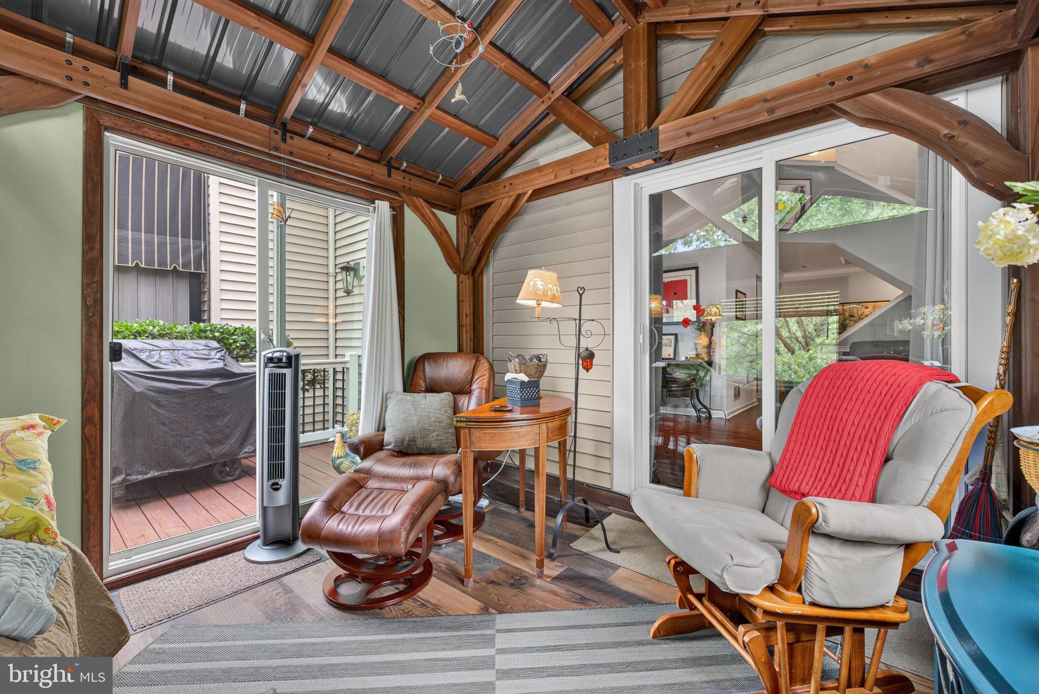SUMMIT HILLS - Residential