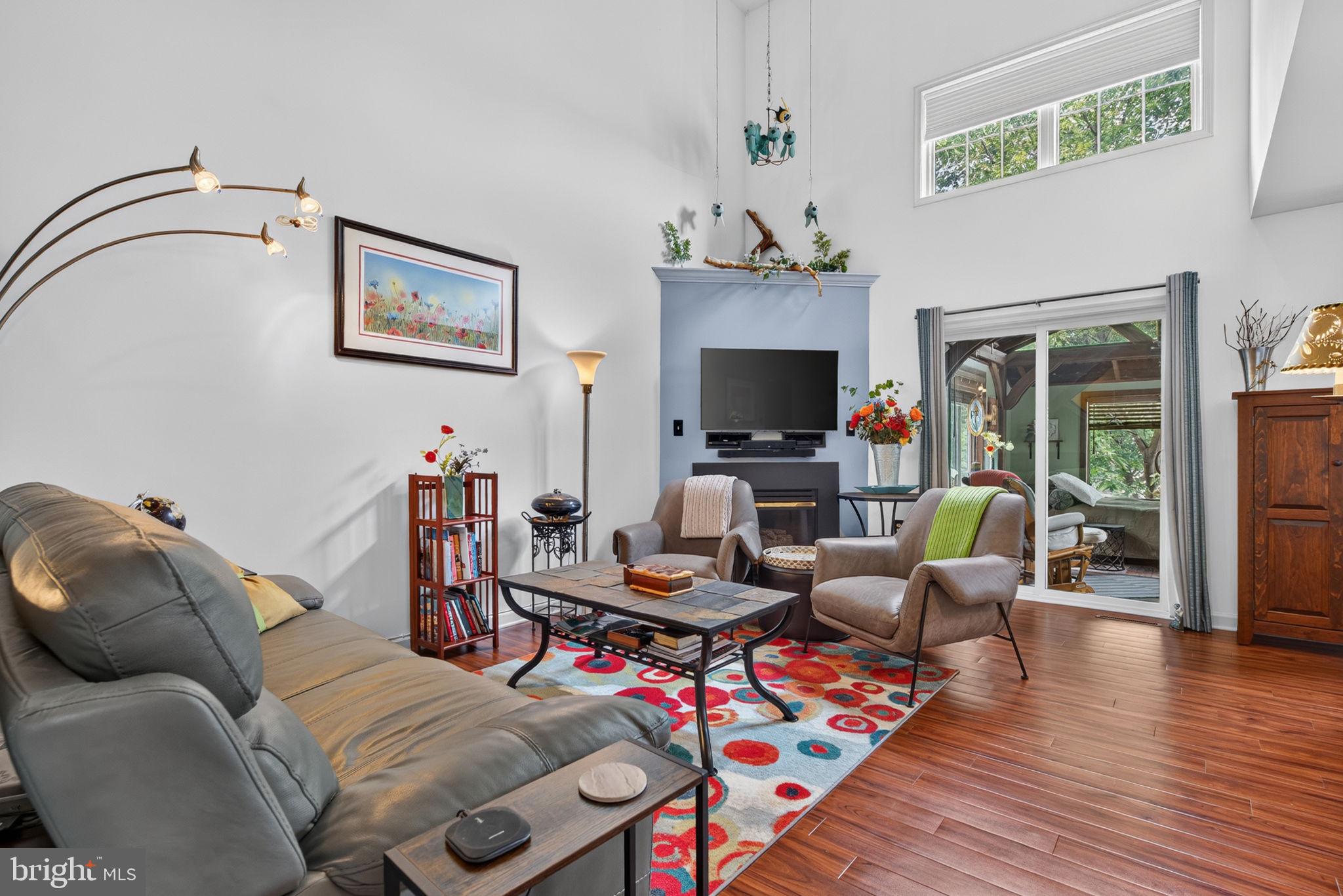 SUMMIT HILLS - Residential