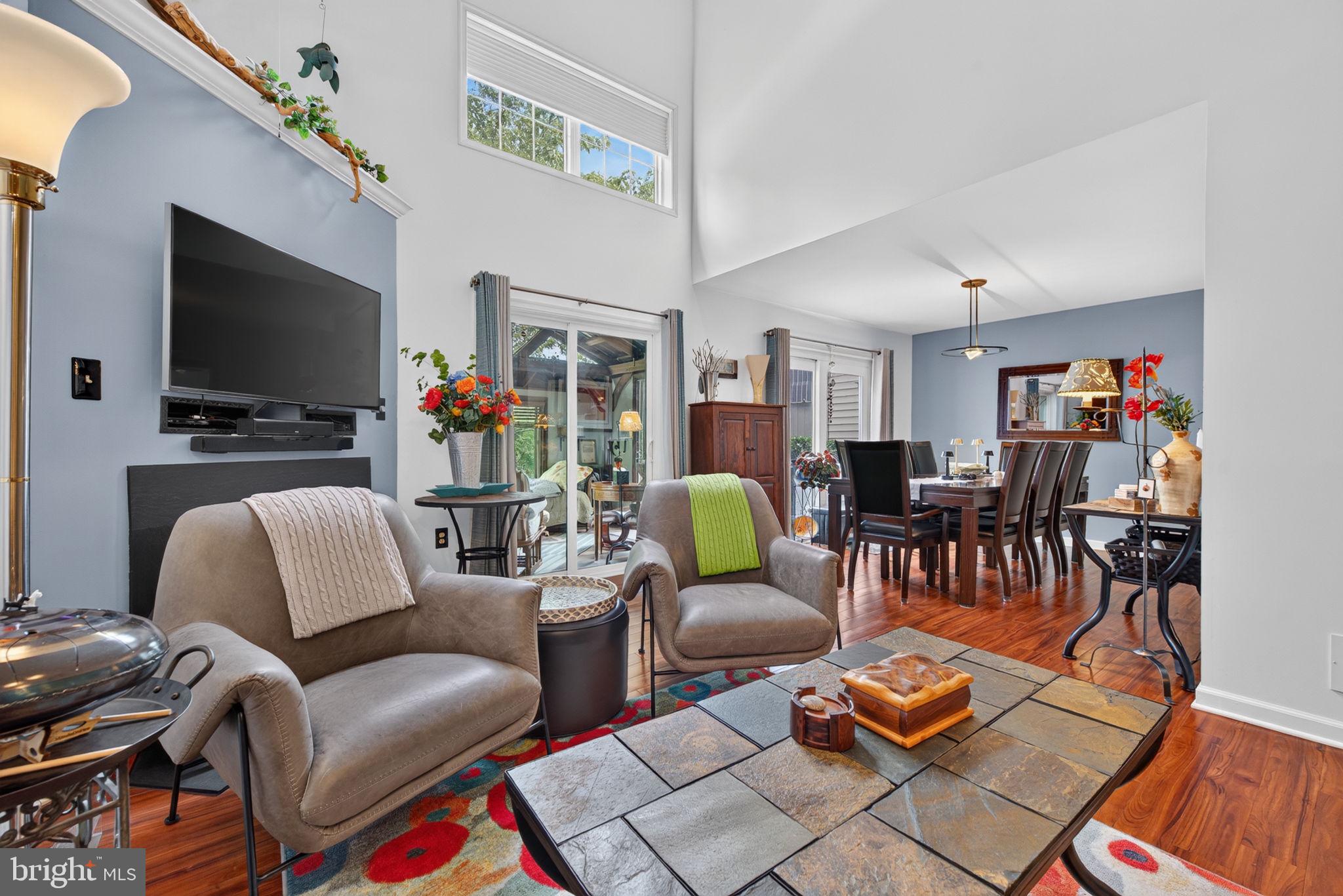SUMMIT HILLS - Residential