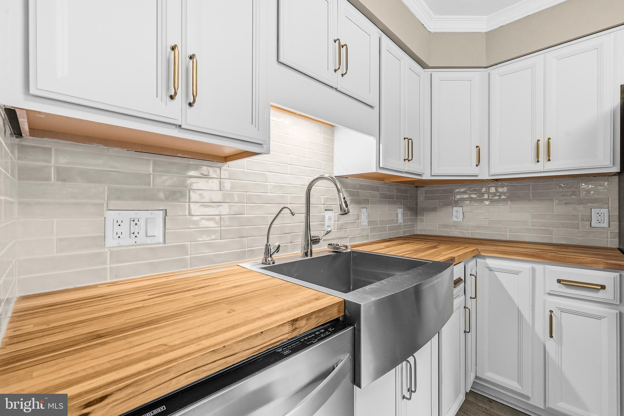 MANASSAS PARK - Residential