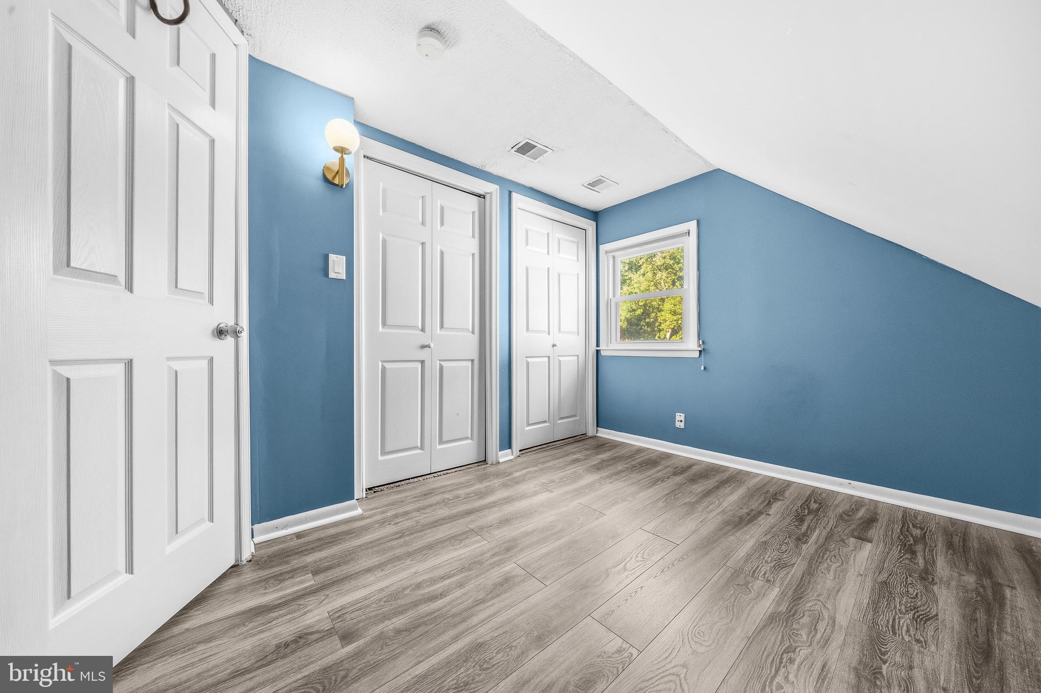 MANASSAS PARK - Residential