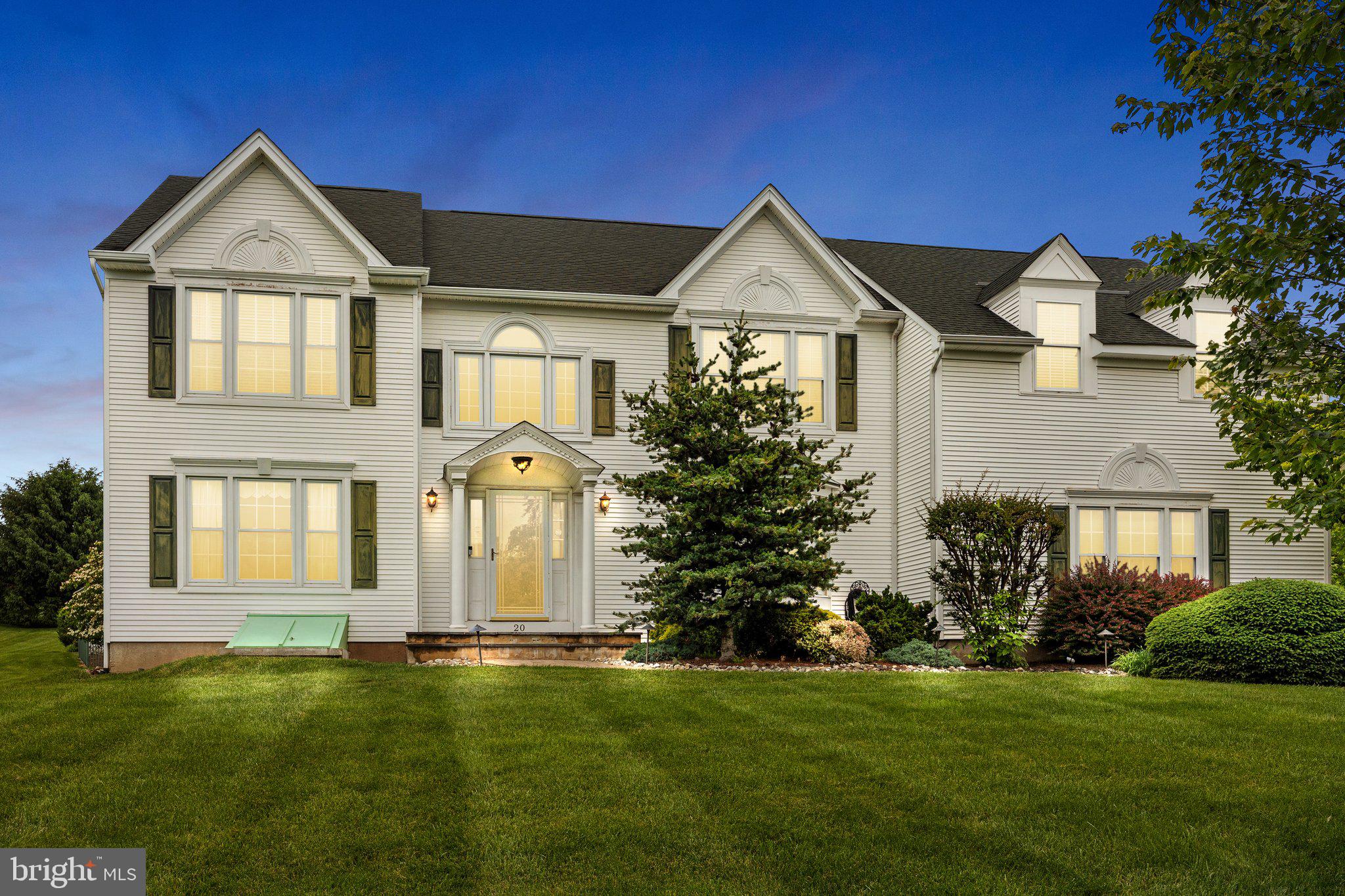 HOLLAND RIDGE - Residential