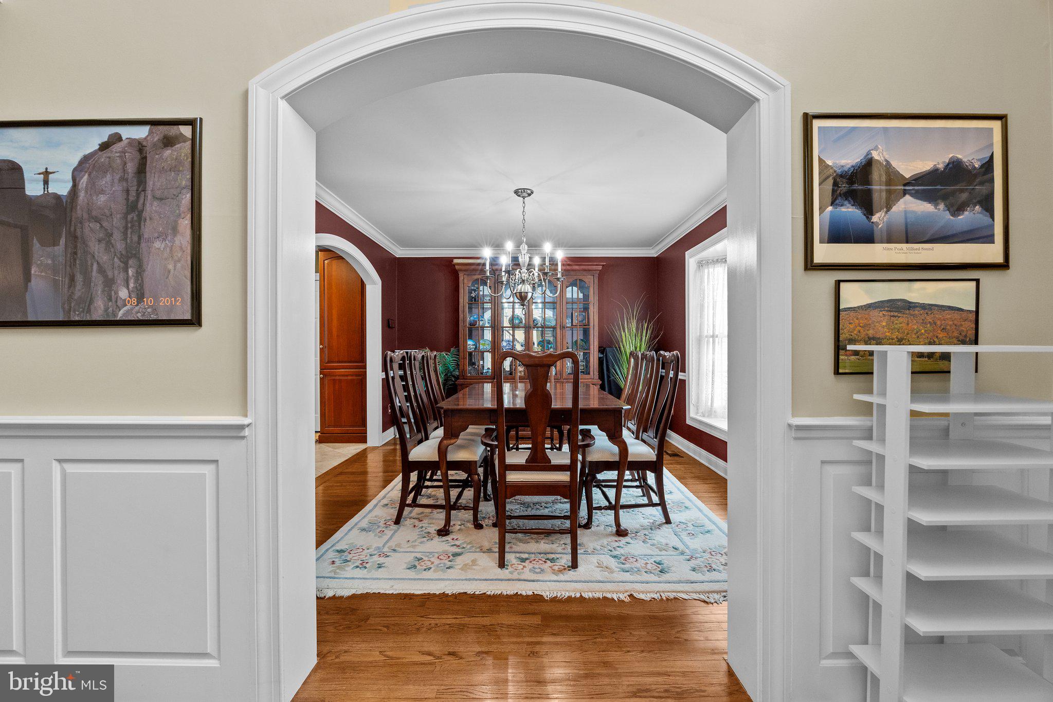 HOLLAND RIDGE - Residential