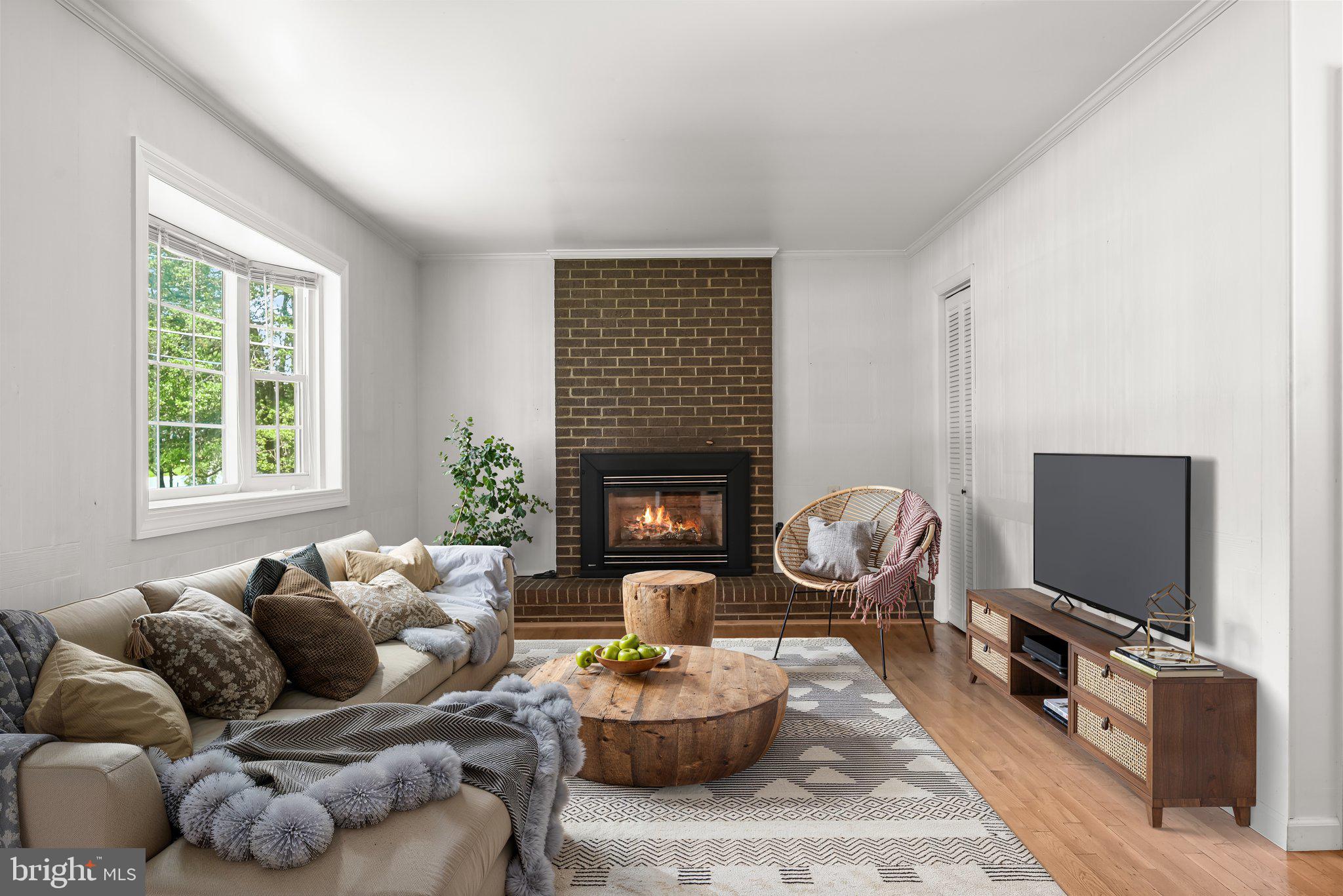 FONT HILL MANOR - Residential