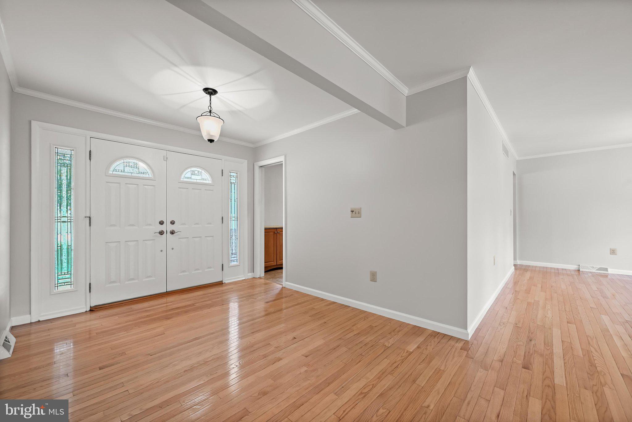 FONT HILL MANOR - Residential