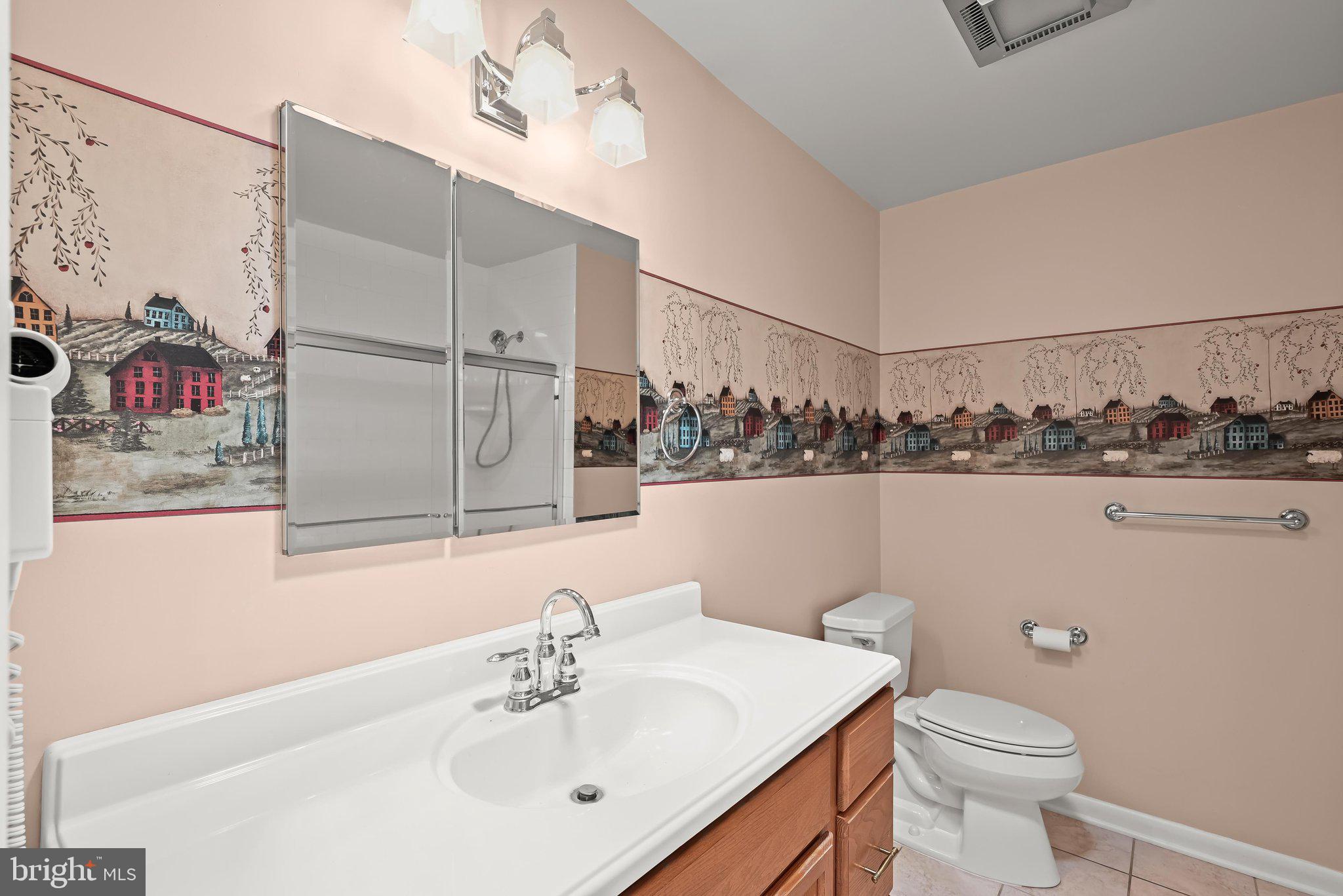 FONT HILL MANOR - Residential