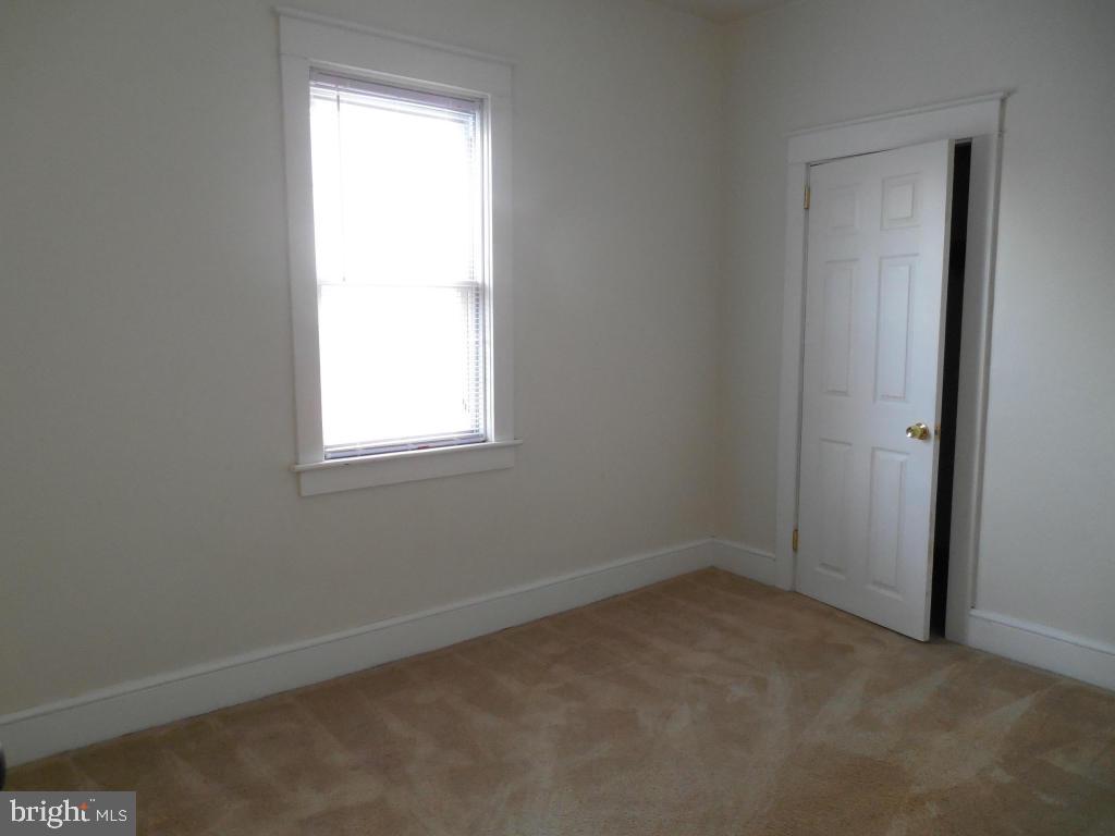 EAST PETERSBURG - Residential