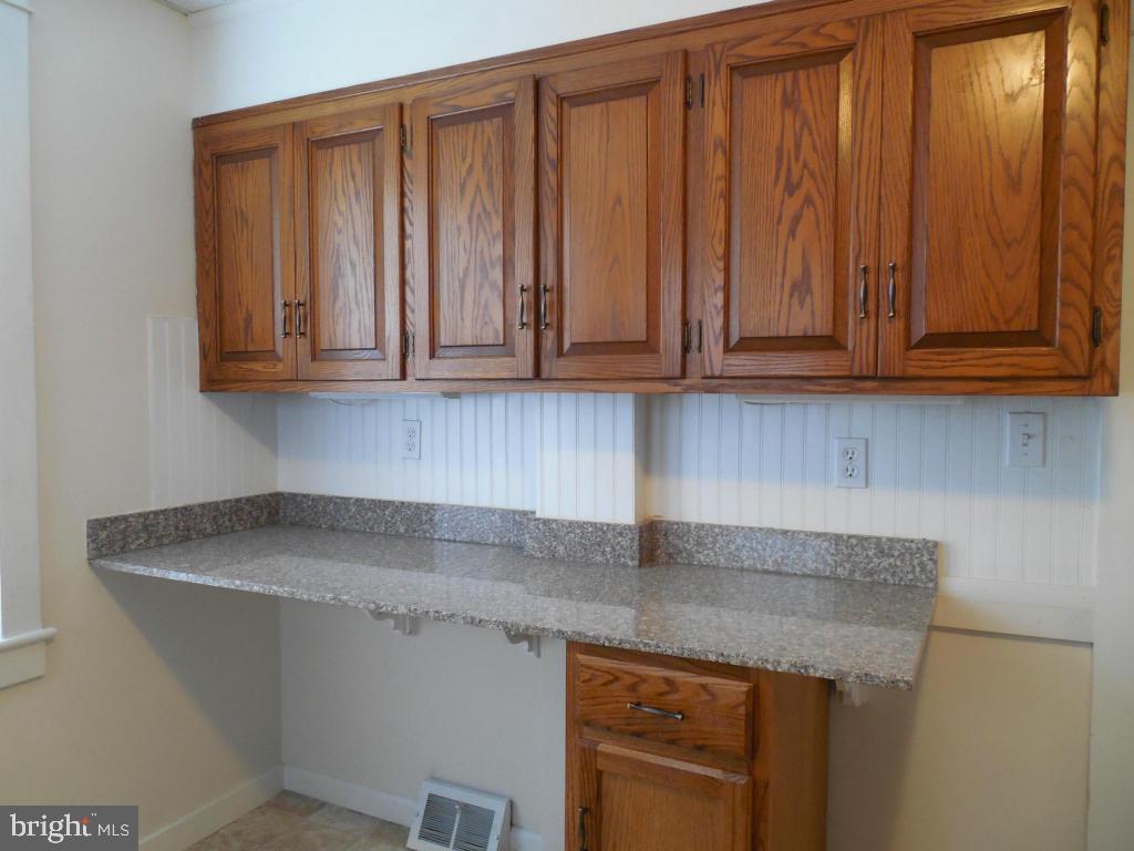 EAST PETERSBURG - Residential