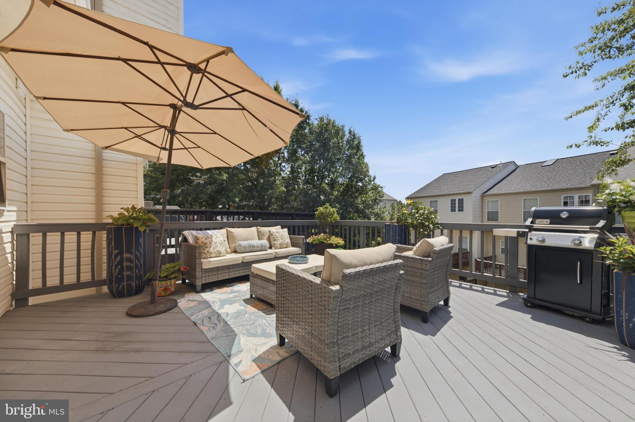 CLOVERLEAF TOWNHOMES - Residential