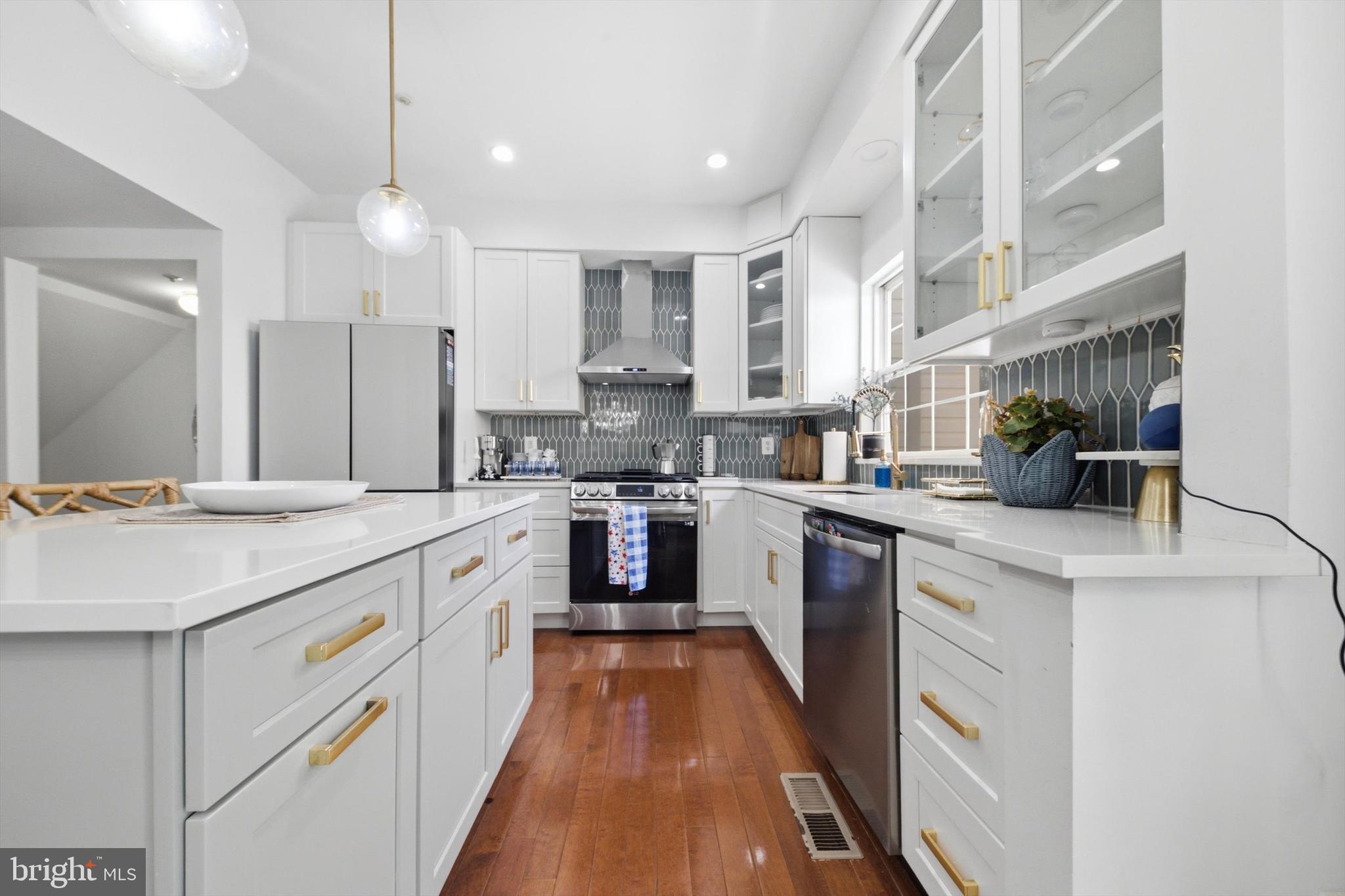CLOVERLEAF TOWNHOMES - Residential