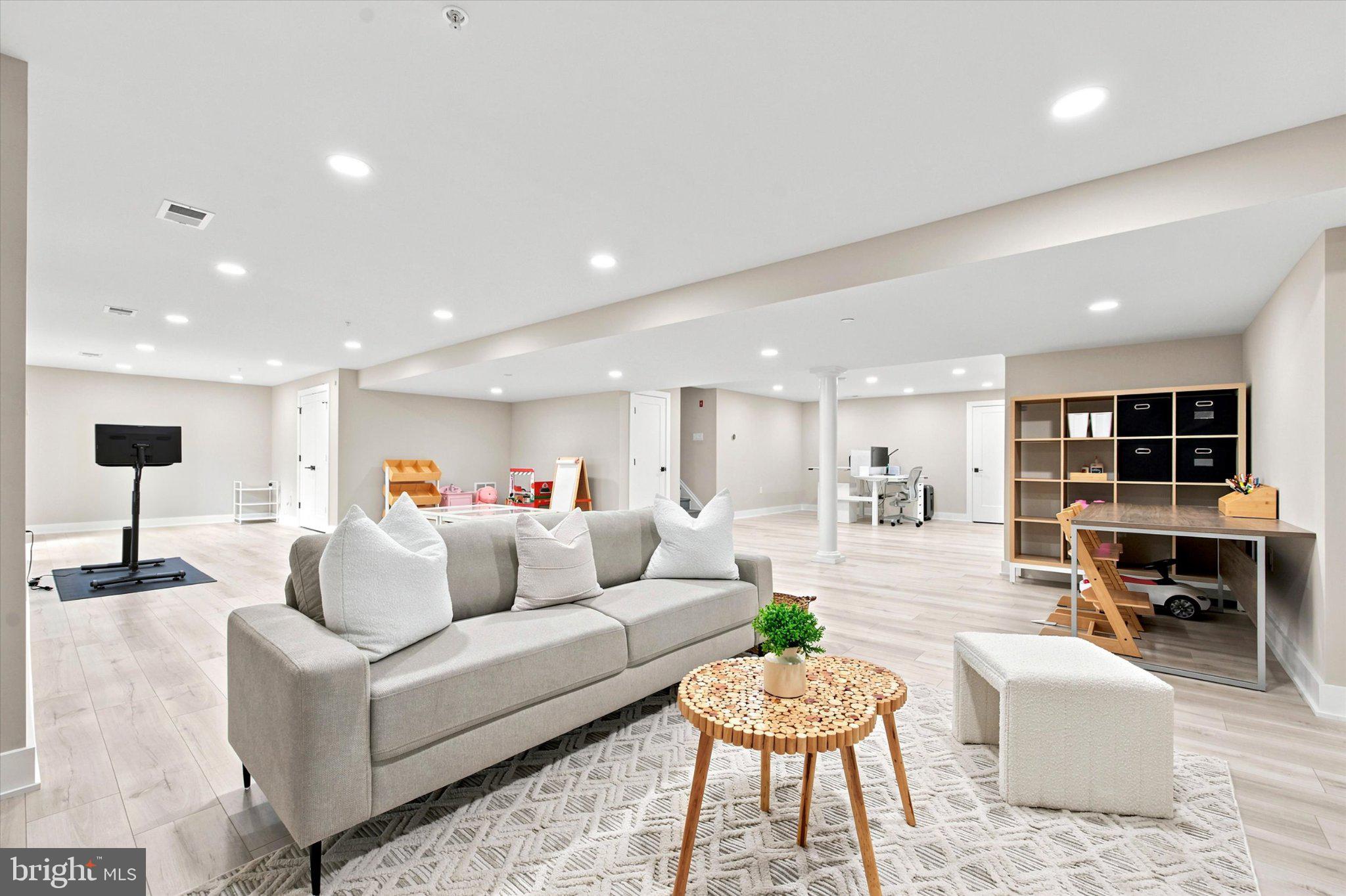 UNIONVILLE - Residential