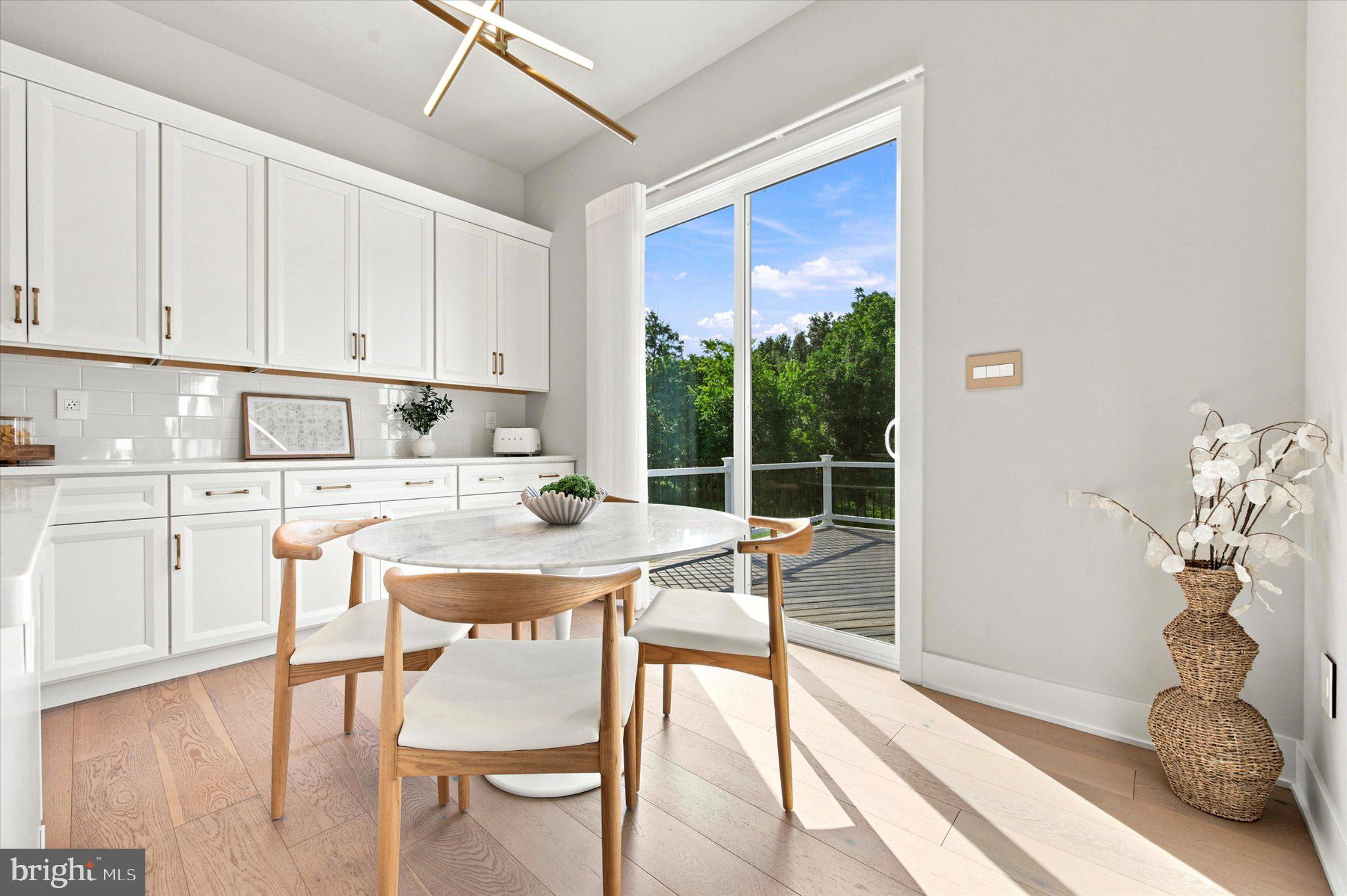 UNIONVILLE - Residential