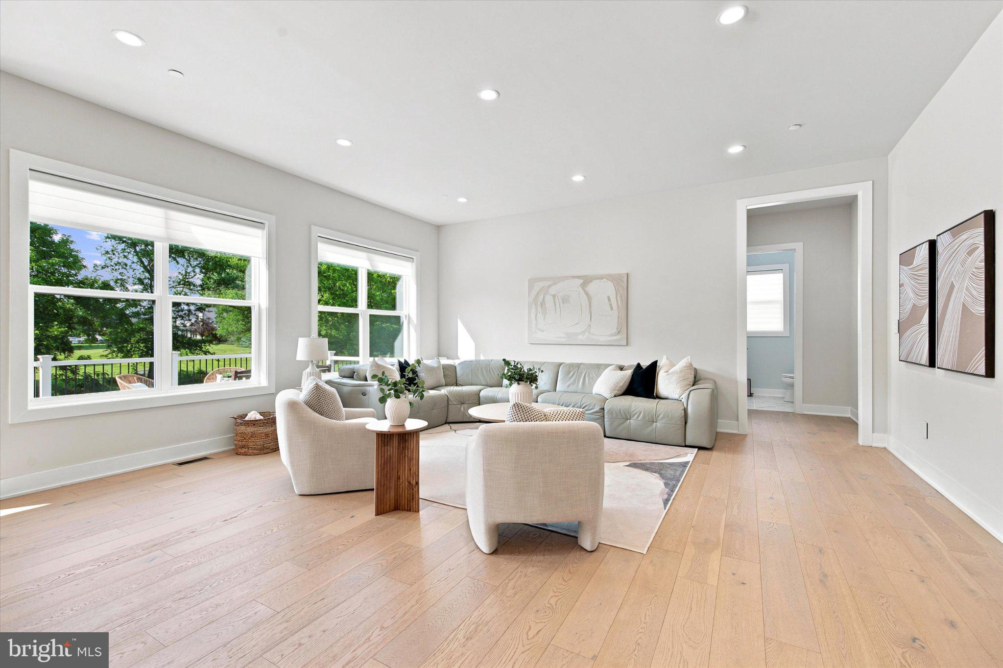 UNIONVILLE - Residential