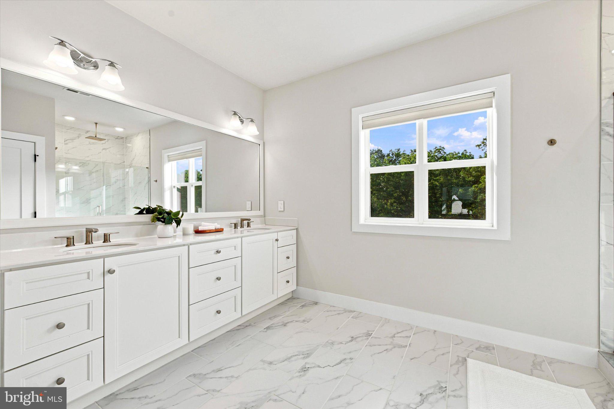 UNIONVILLE - Residential