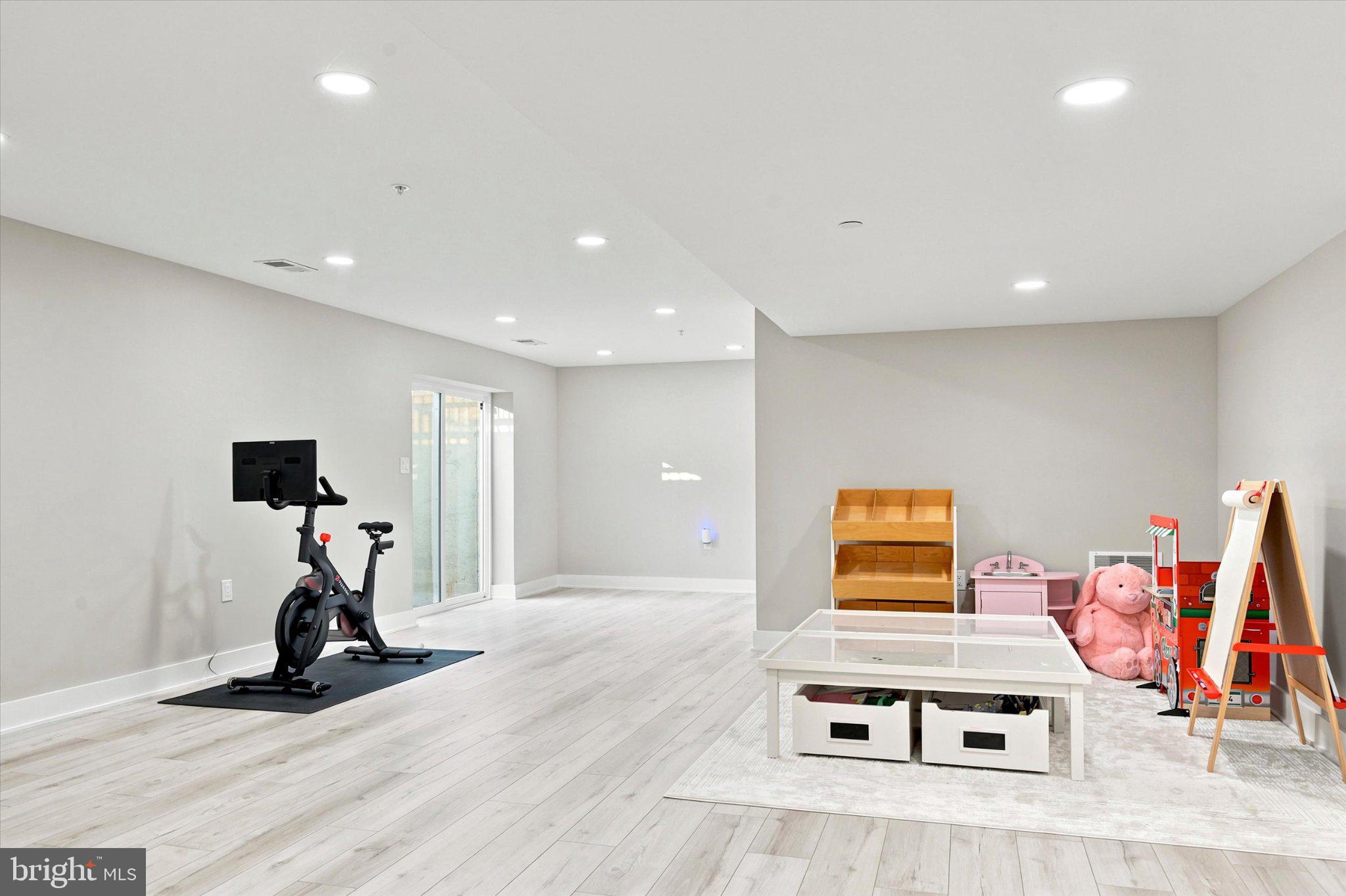 UNIONVILLE - Residential
