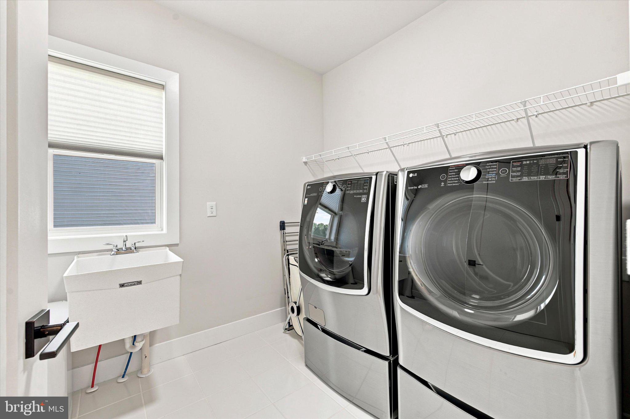 UNIONVILLE - Residential