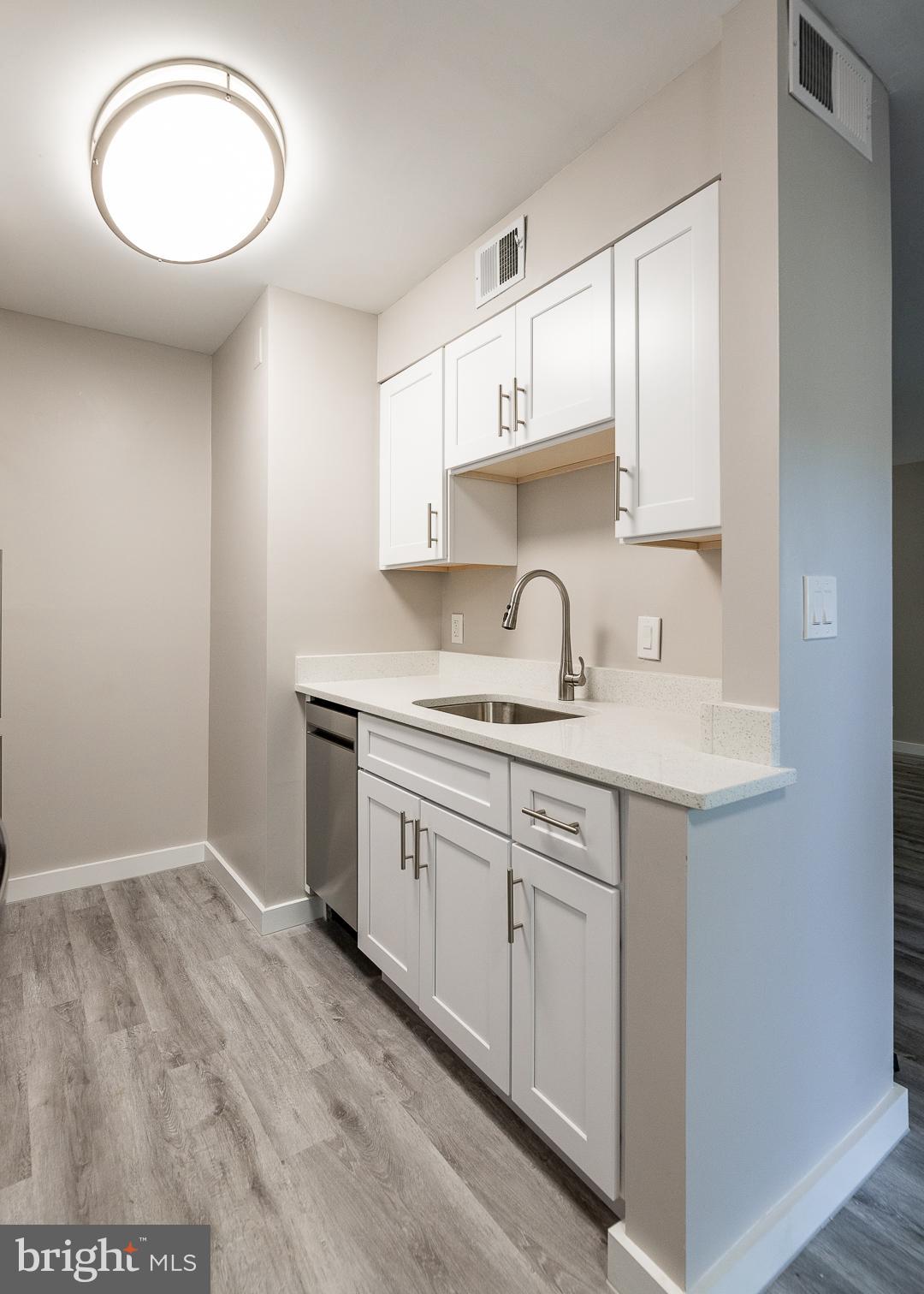 GROSVENOR PARK - Residential Lease