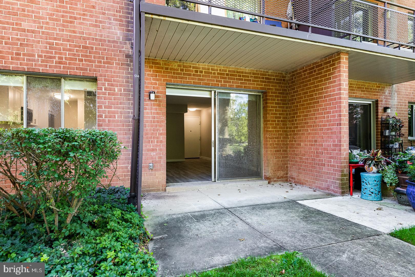 GROSVENOR PARK - Residential Lease