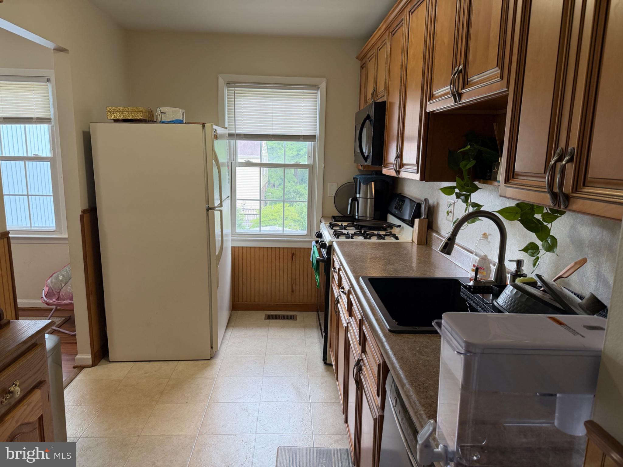 BELMONT - Residential