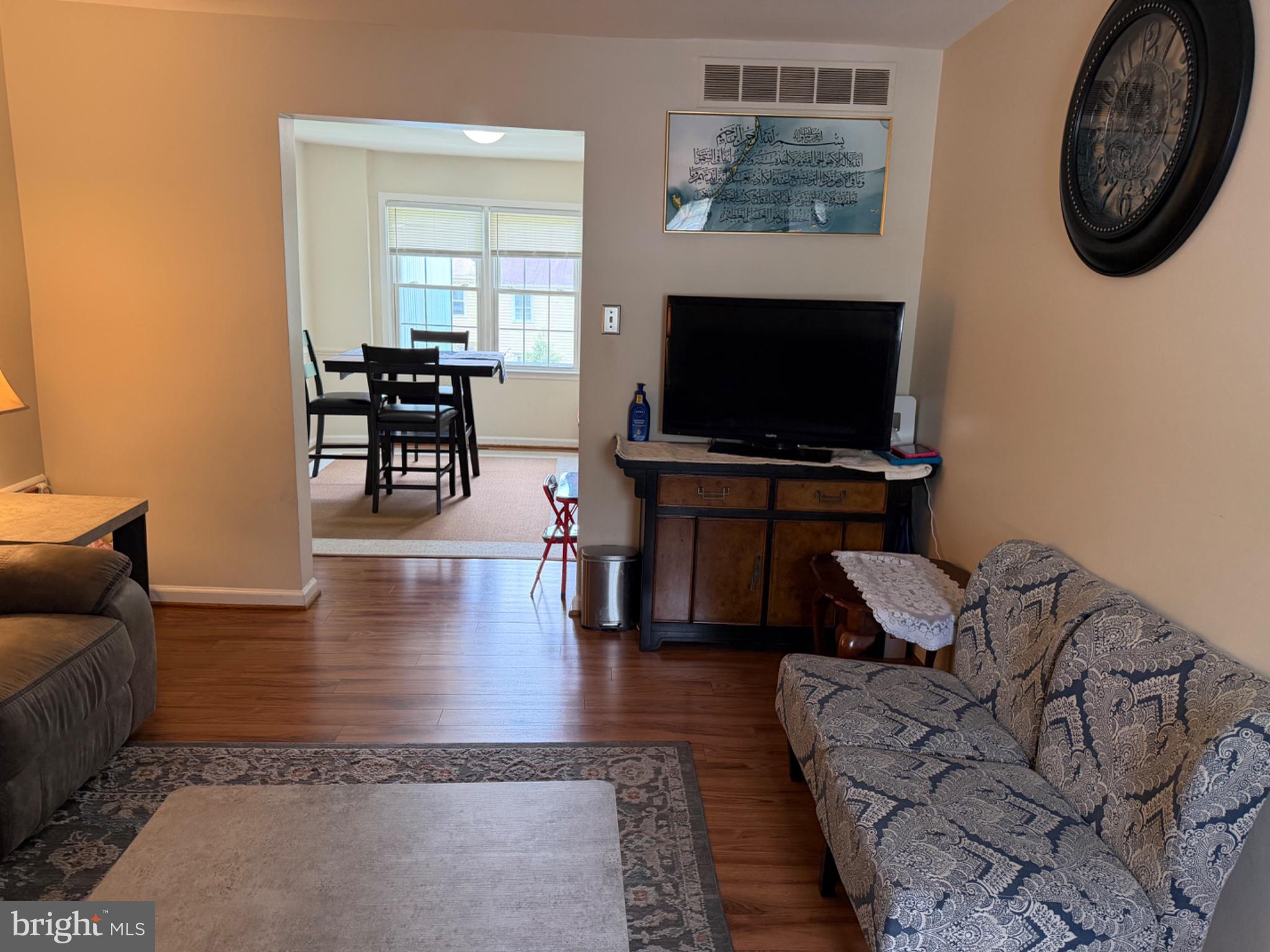 BELMONT - Residential