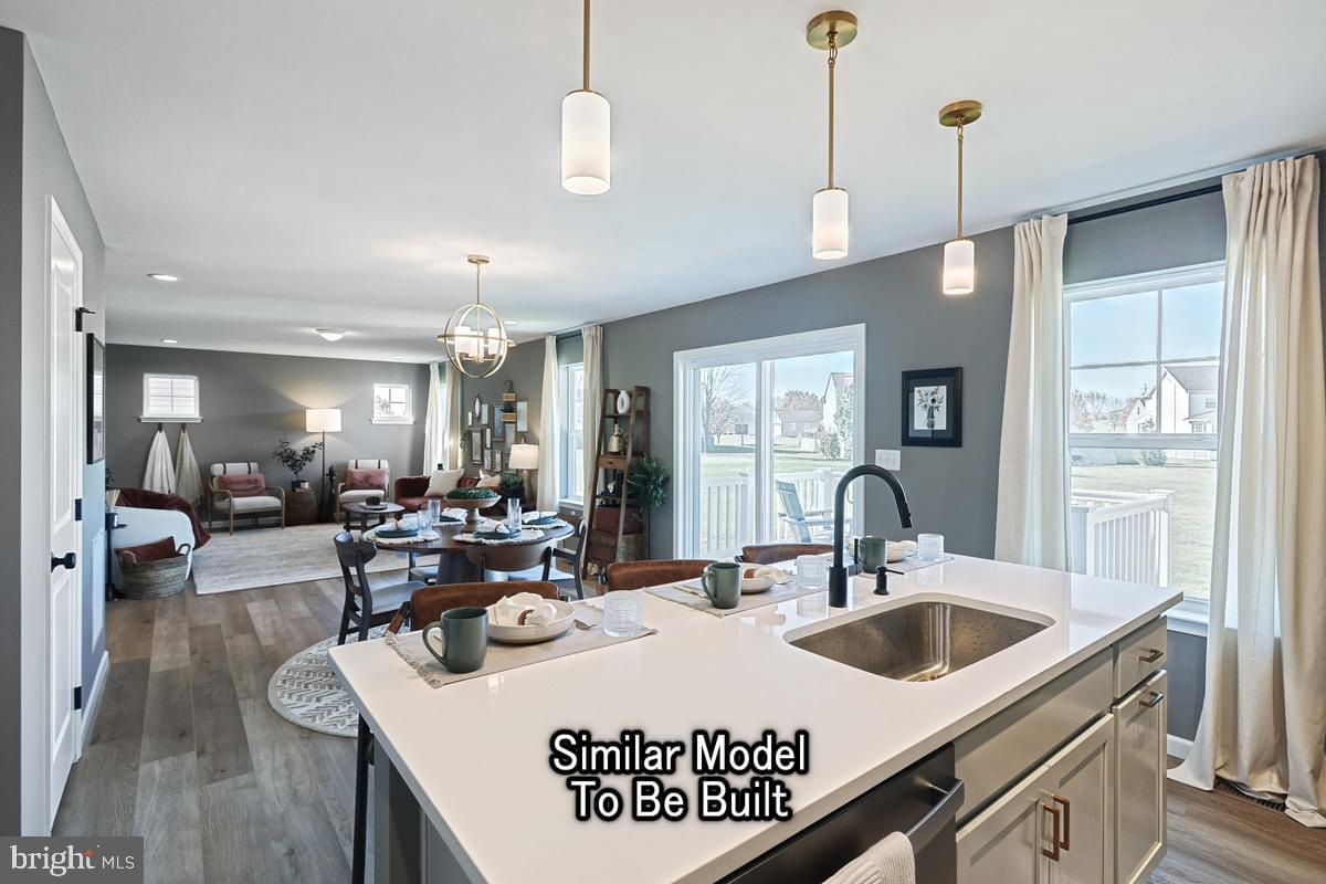 STONE MILL ESTATES - Residential